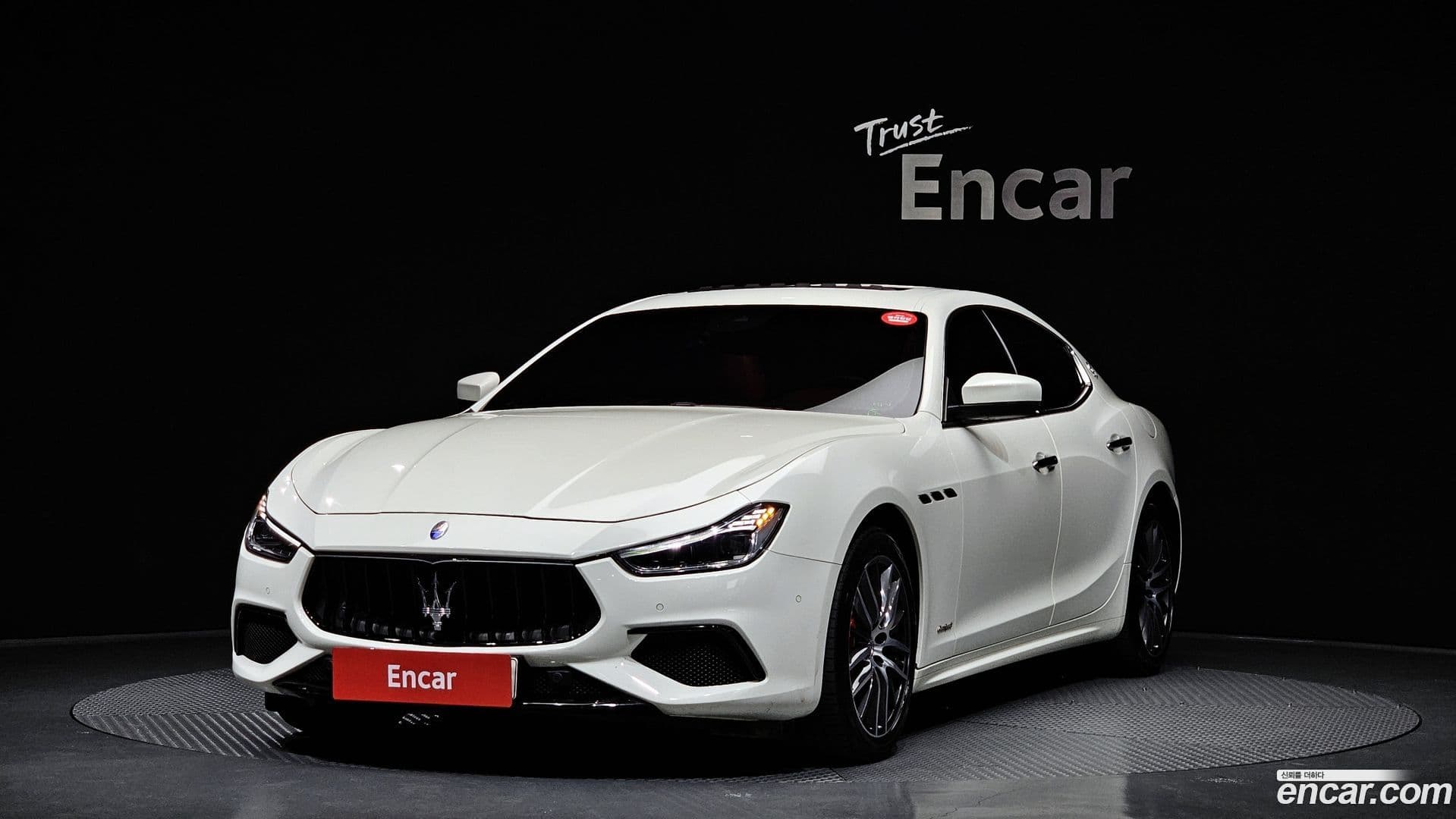 Main__Slider__Photo:Ghibli Maserati 2018.7-0