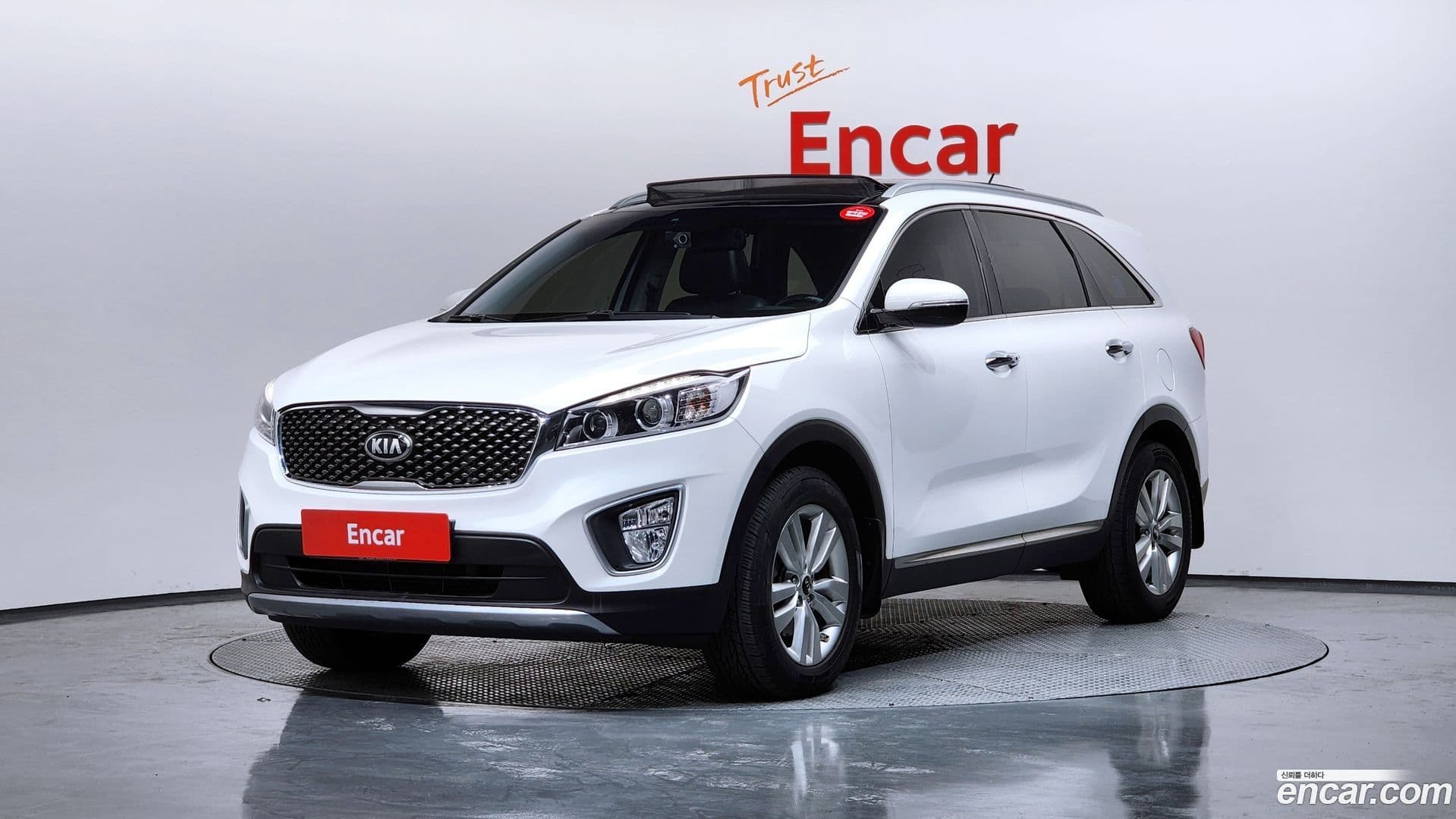 Main__Slider__Photo:Sorento Kia 2015.6-0