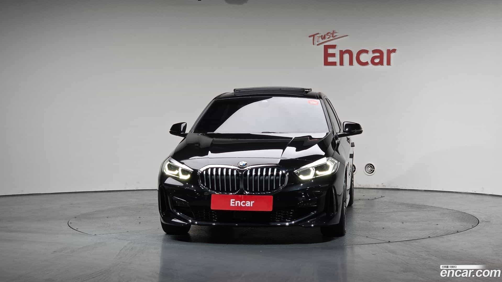 1-Series BMW 2023.10-OUTER-003