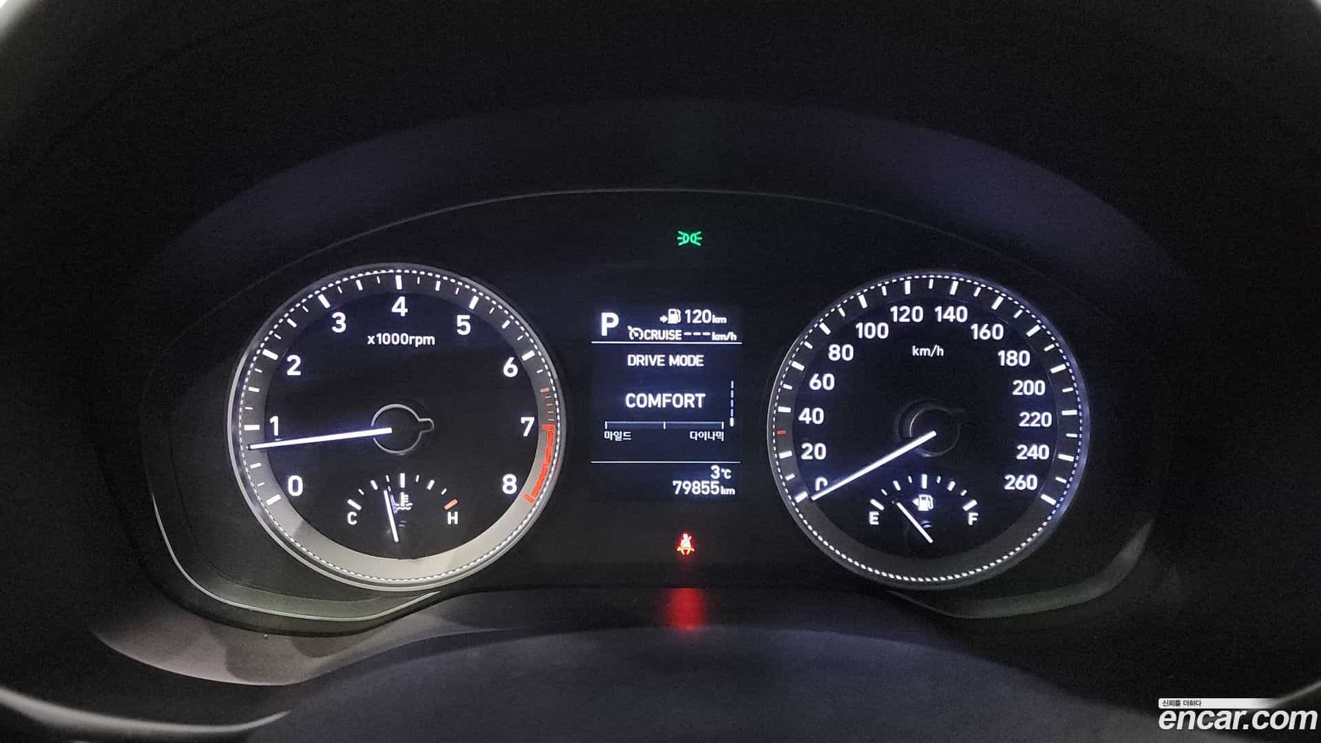 Grandeur Hyundai 2018.3-INNER-008