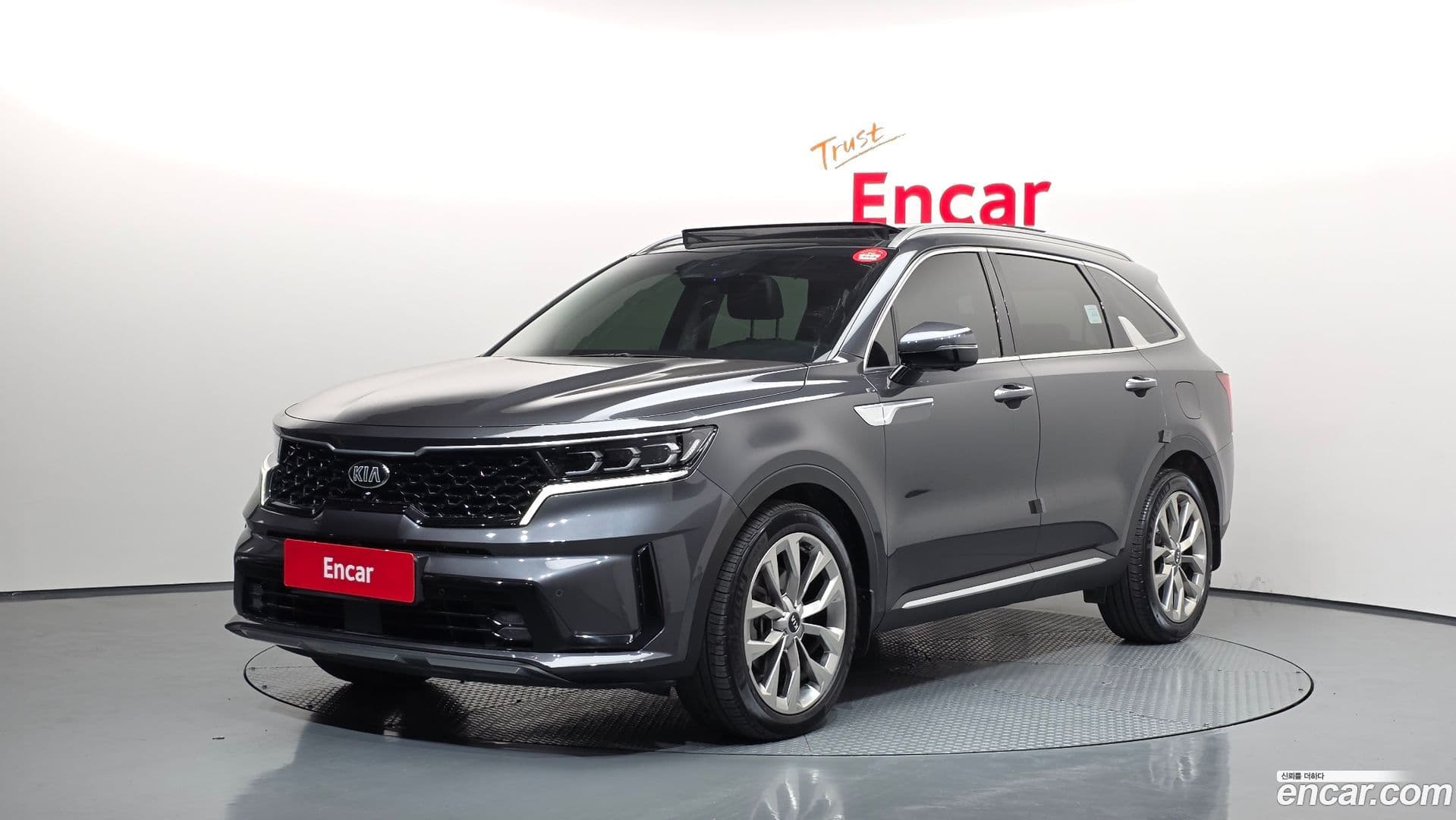 Main__Slider__Photo:Sorento Kia 2020.10-0
