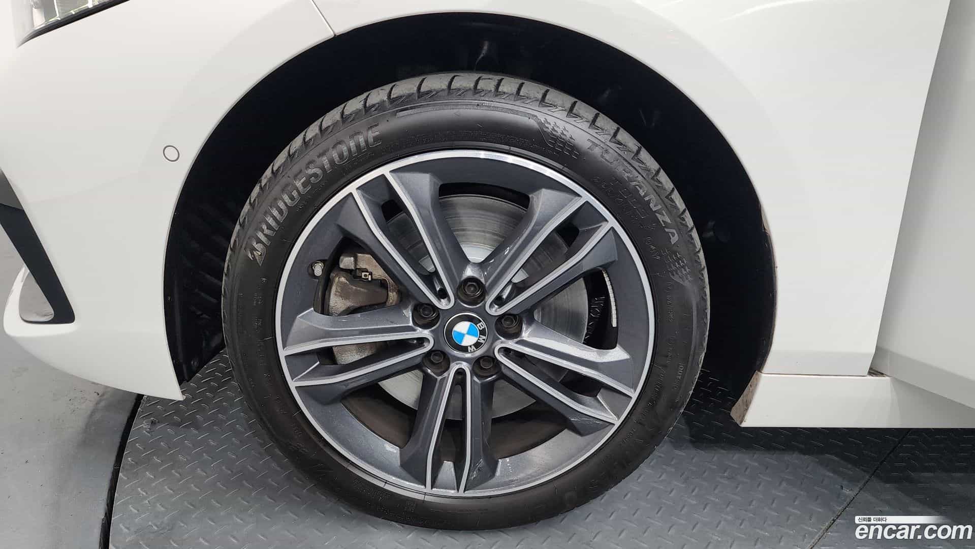 1-Series BMW 2022.6-OUTER-005