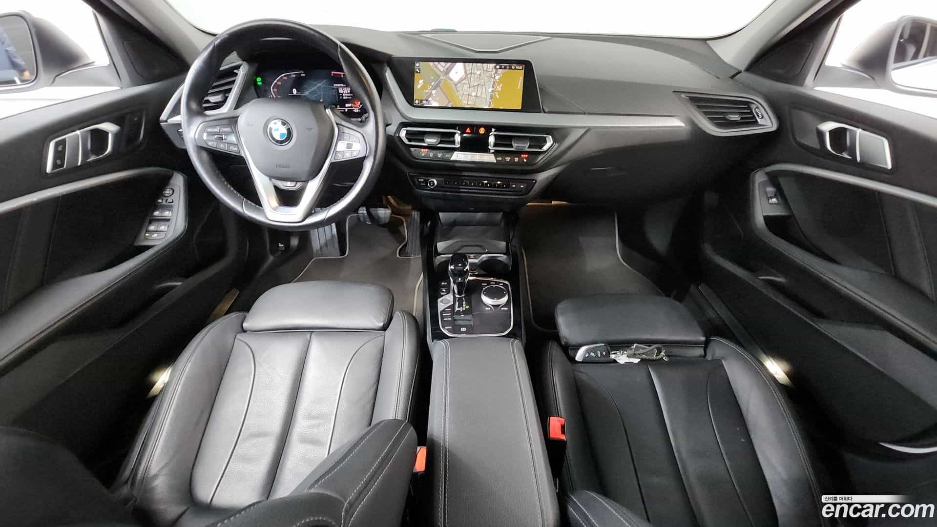 1-Series BMW 2022.6-INNER-007