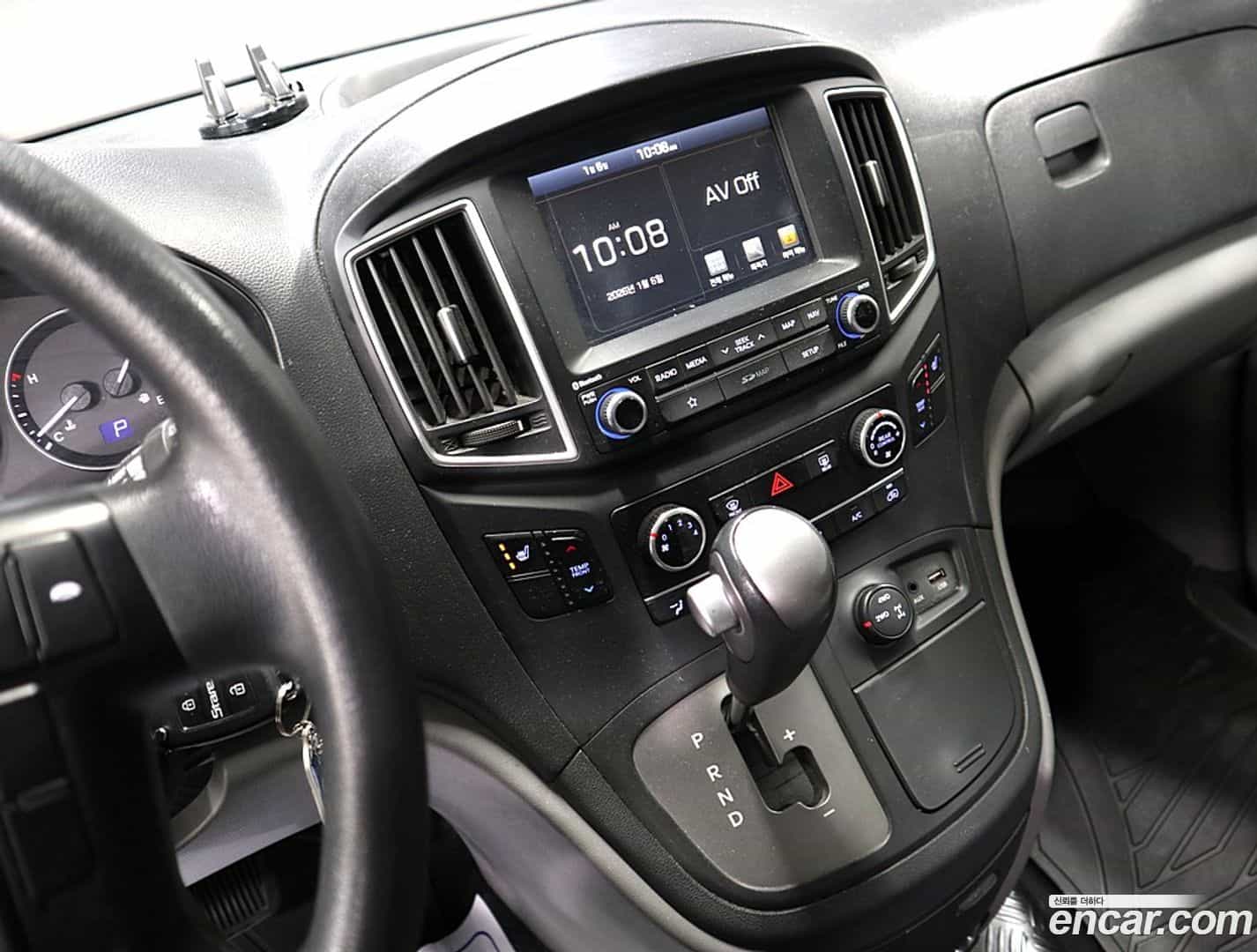Starex Hyundai 2019.6-OPTION-015
