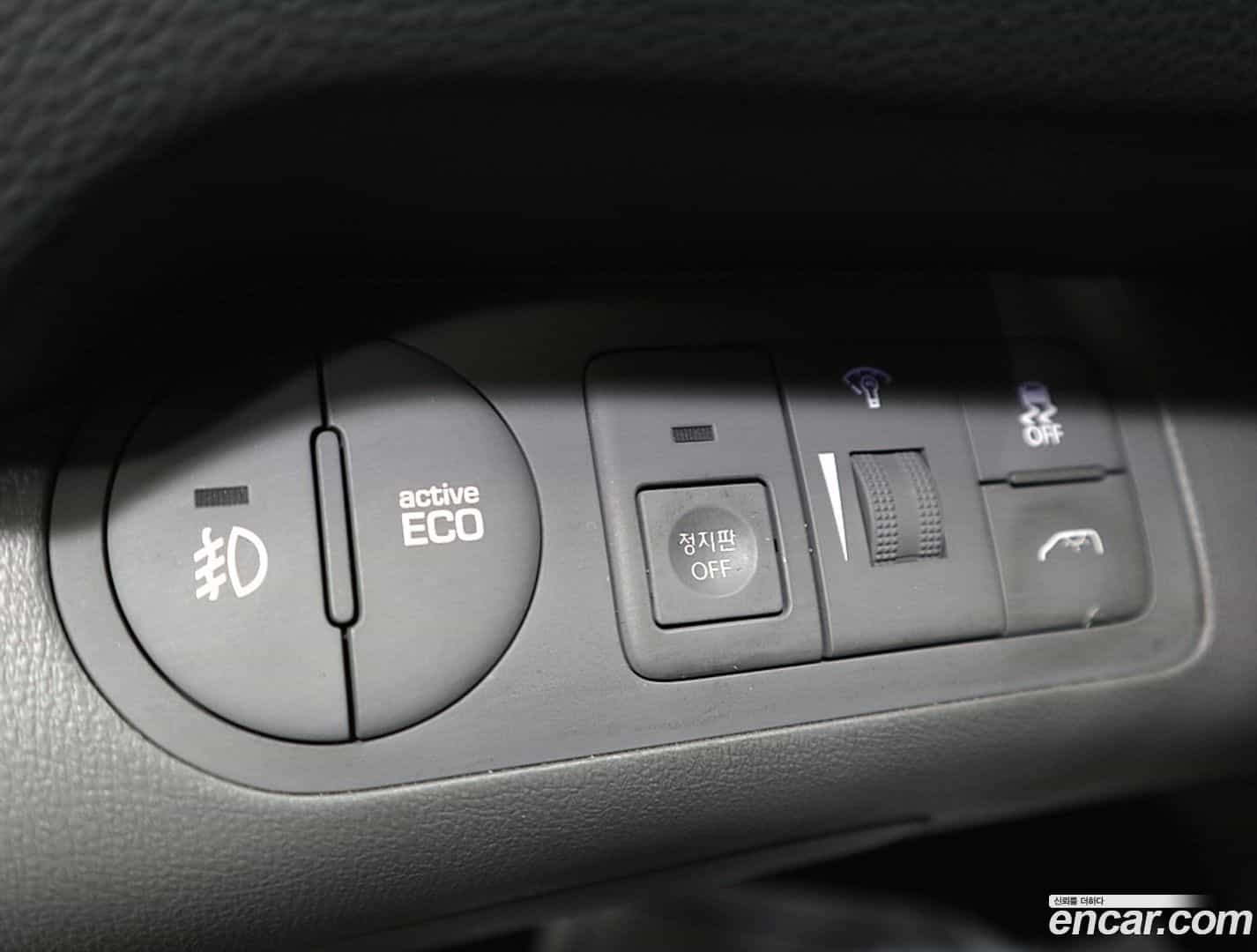 Starex Hyundai 2019.6-OPTION-021