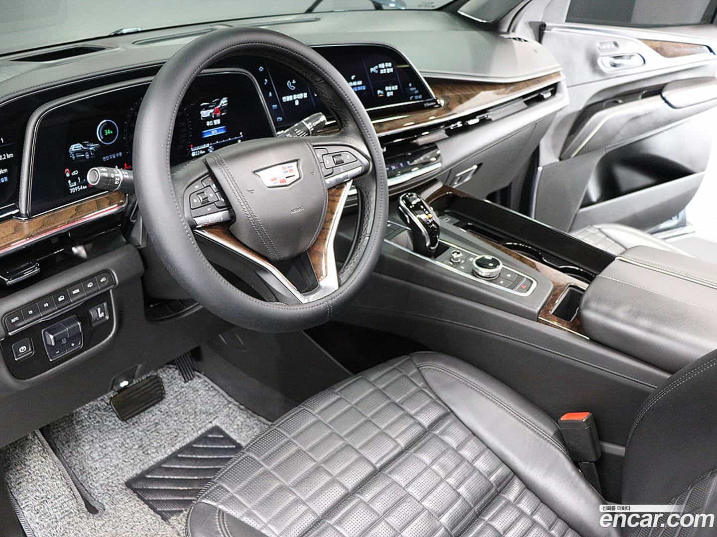 Escalade Cadillac 2021.6-OPTION-020