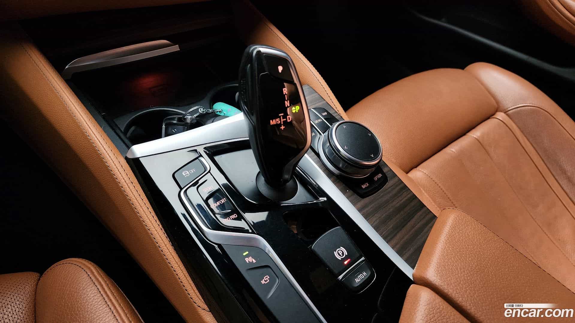 5-Series BMW 2017.5-INNER-009