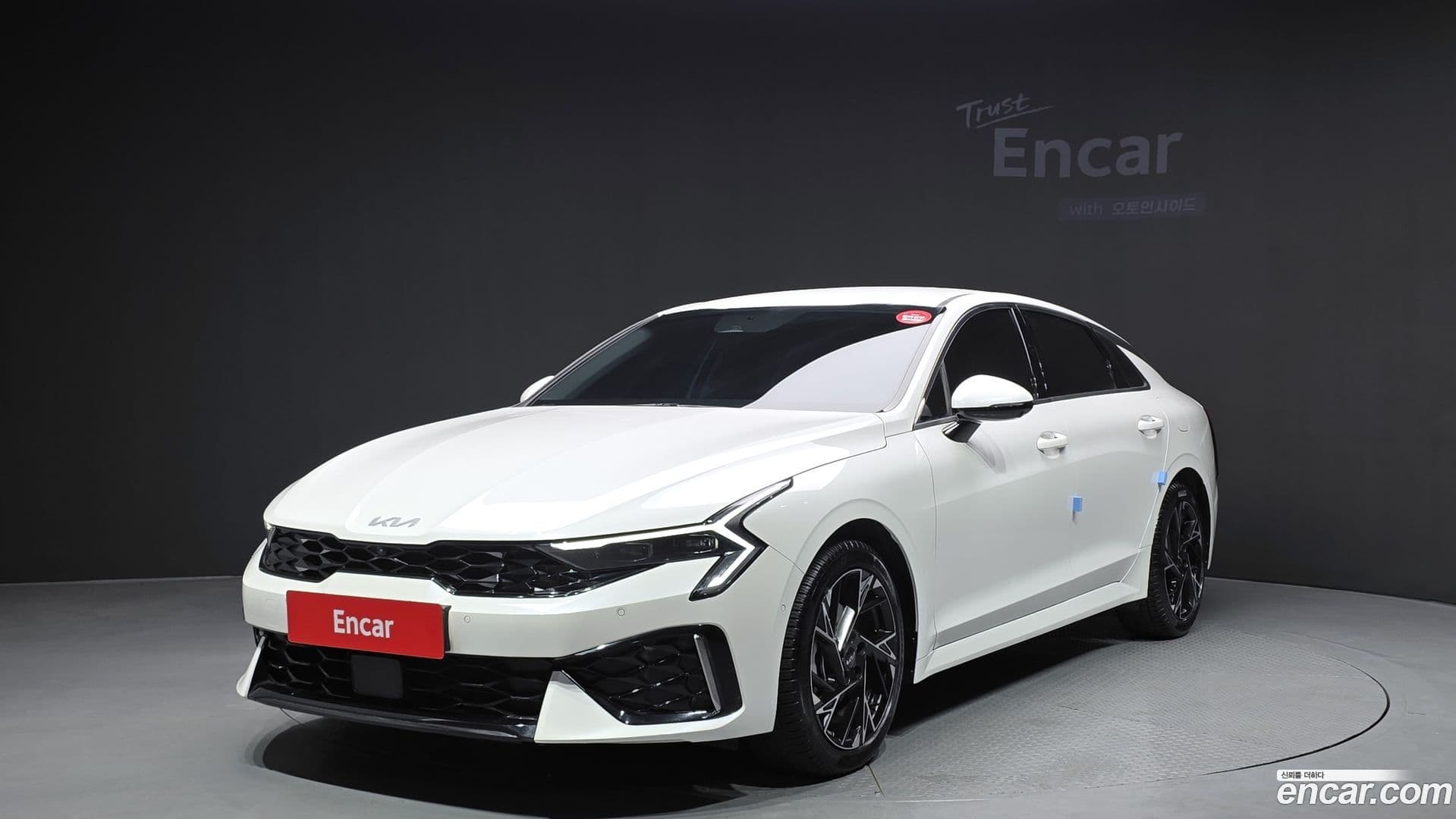 Main__Slider__Photo:K5 Kia 2024.9-0