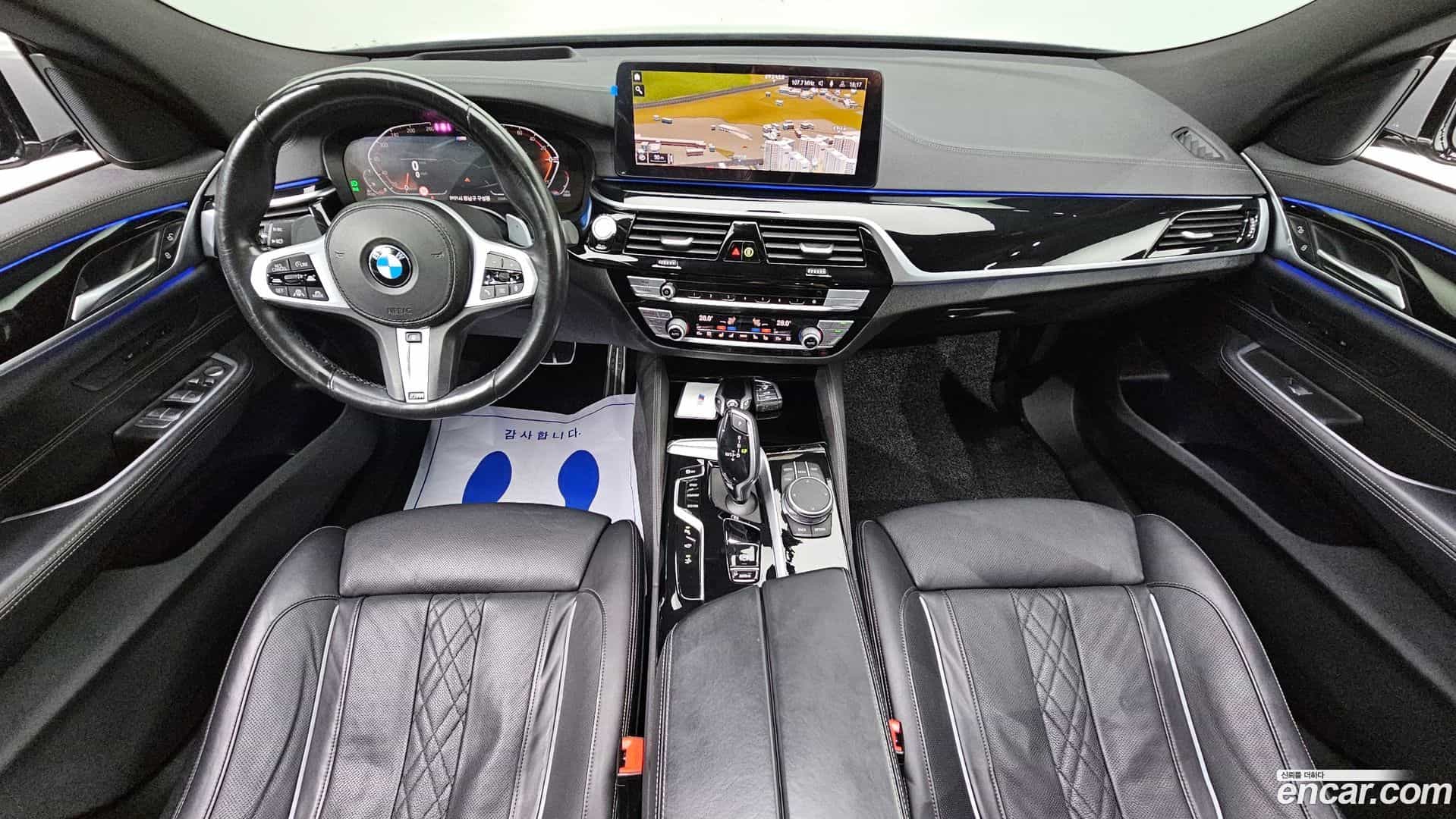 Gran Turismo BMW 2021.3-INNER-007