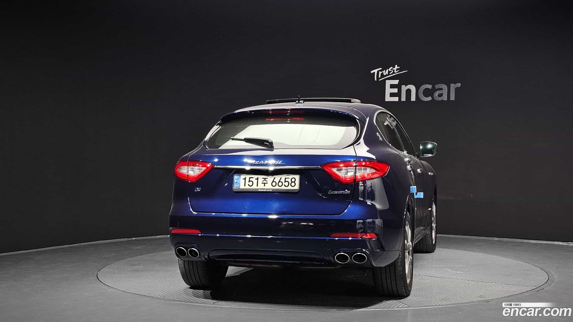 Levante Maserati 2020.11-OUTER-004