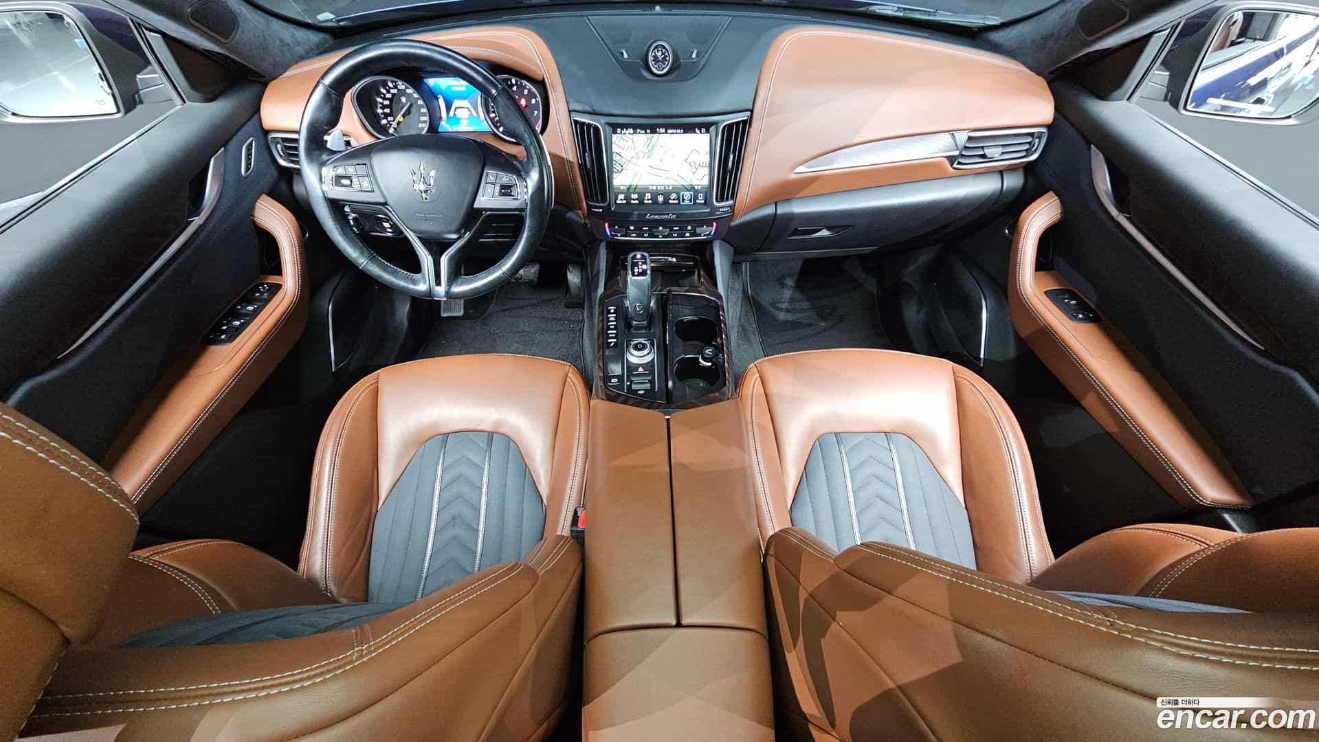 Levante Maserati 2020.11-INNER-007