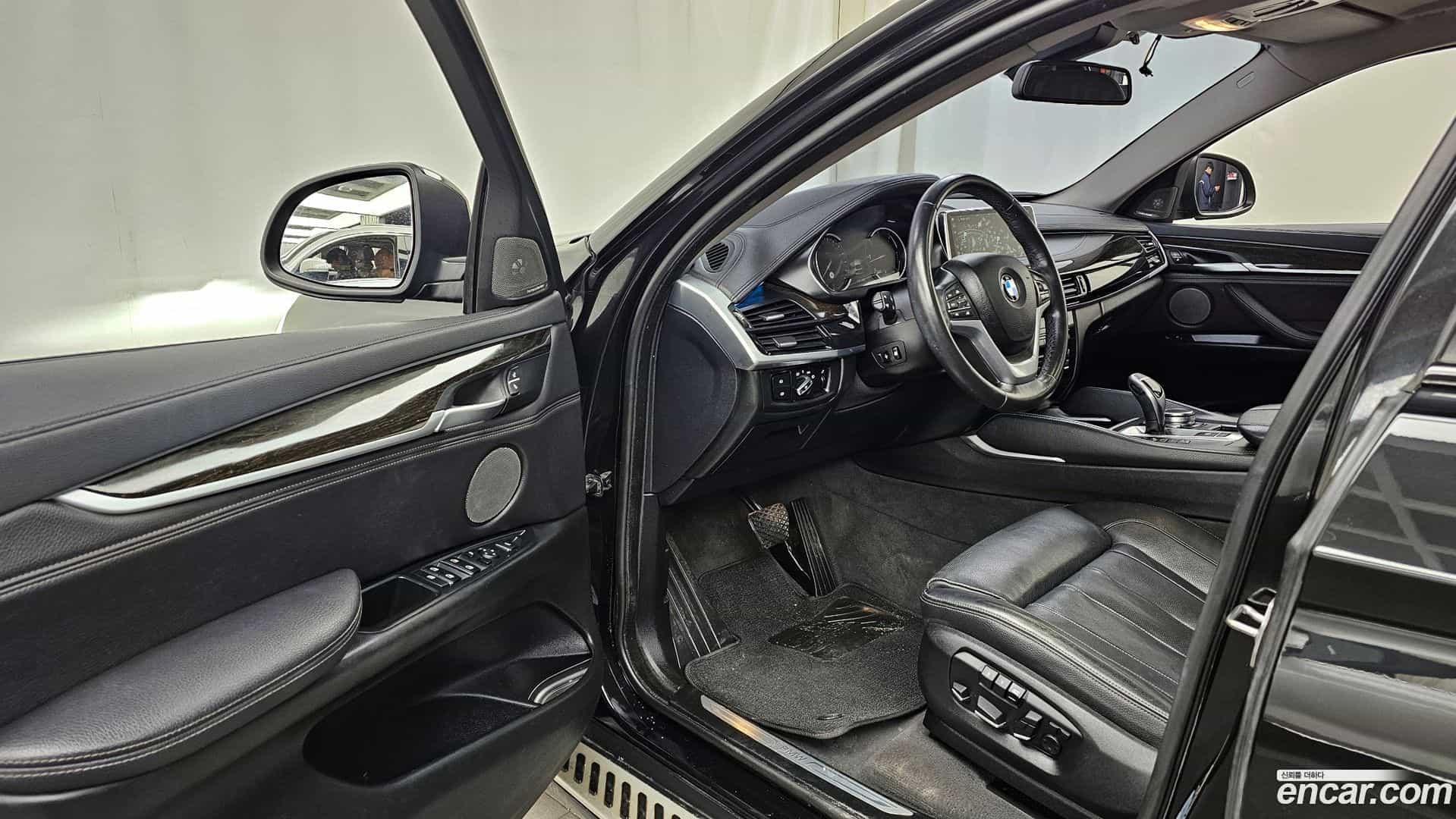 X6 BMW 2019.5-INNER-010