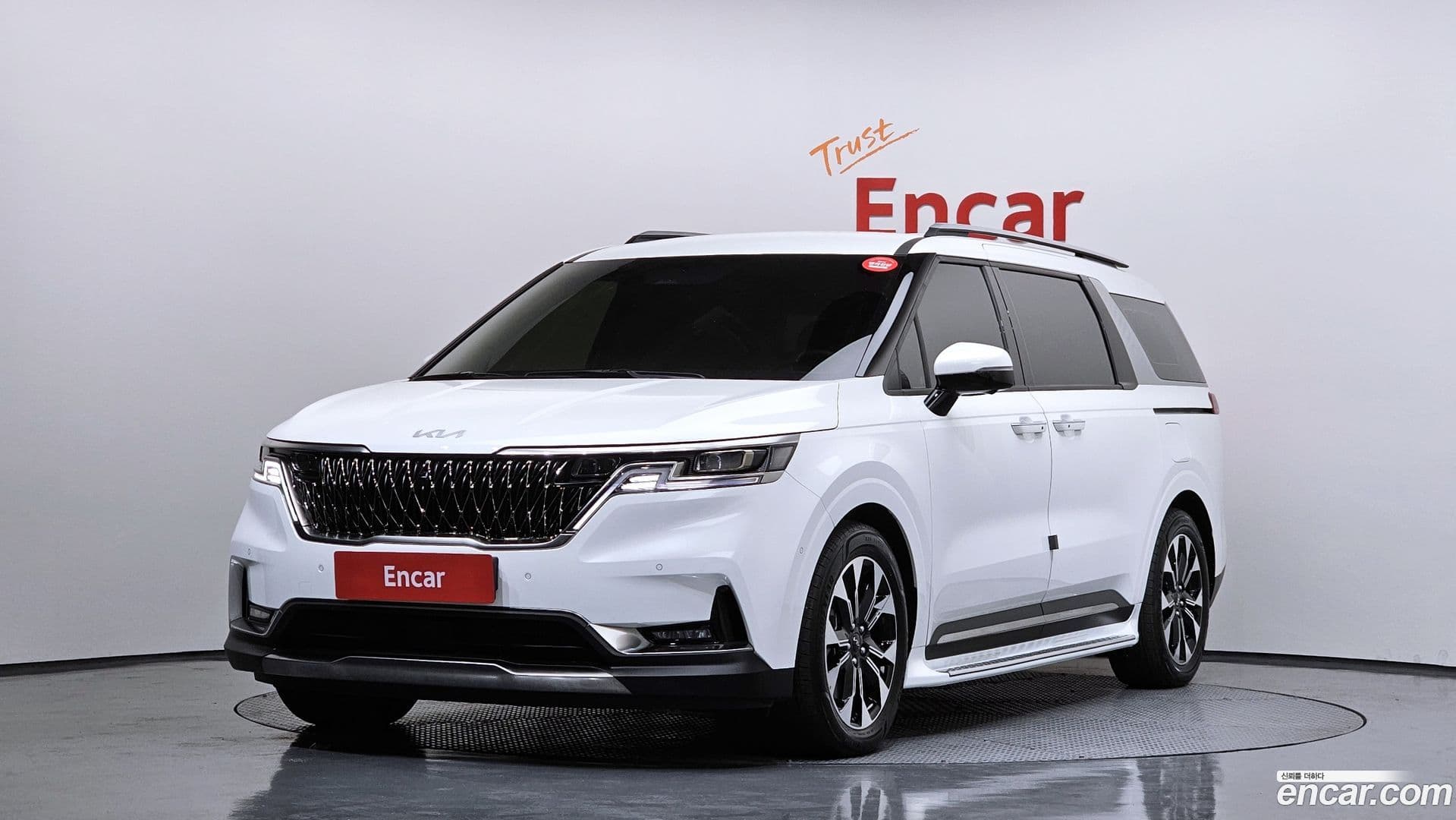 Main__Slider__Photo:Canival Kia 2021.8-0