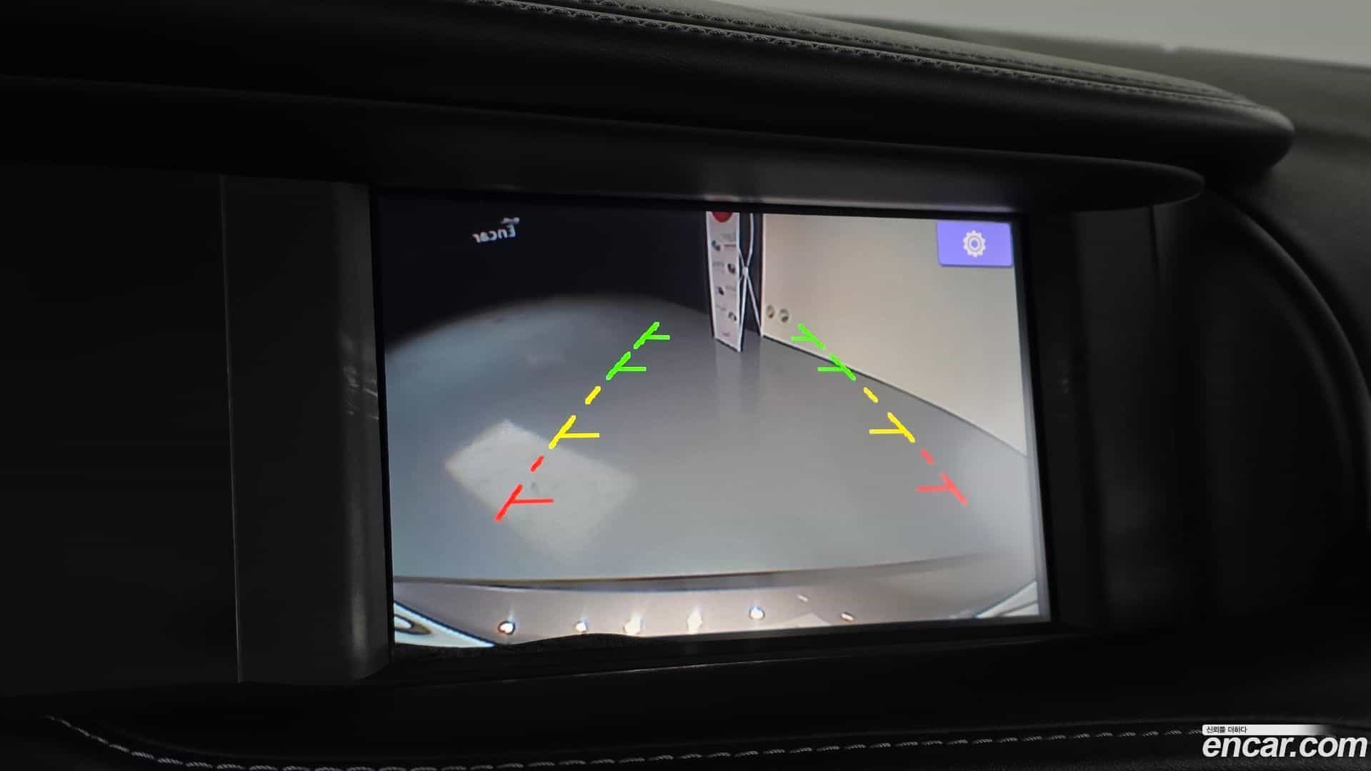 Q30 Infiniti 2017.10-OPTION-019