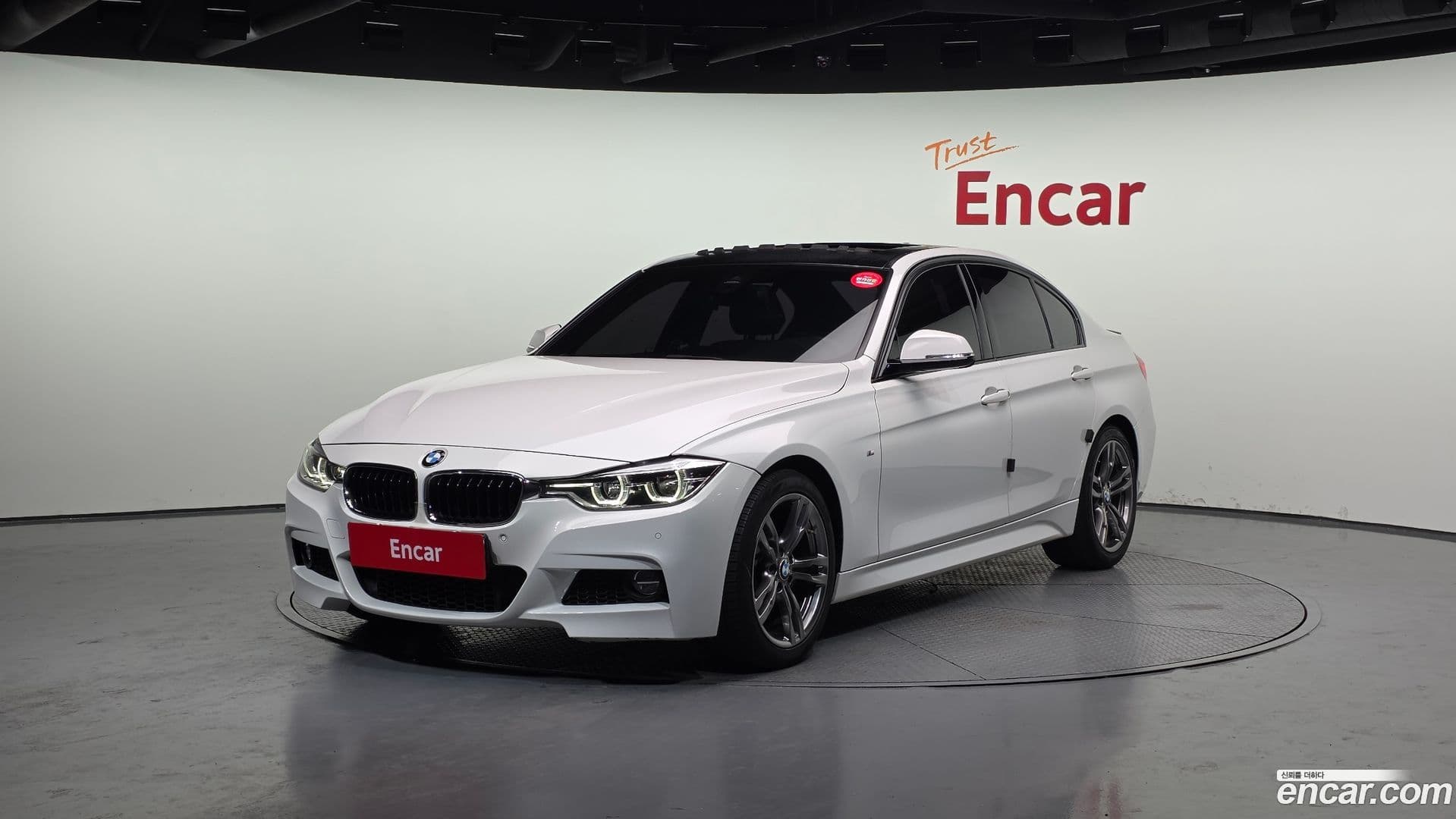 Main__Slider__Photo:3-Series BMW 2016.6-0