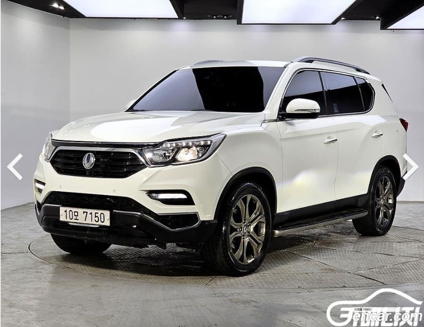 Main__Slider__Photo:Rexton KG Mobility 2017.9-0