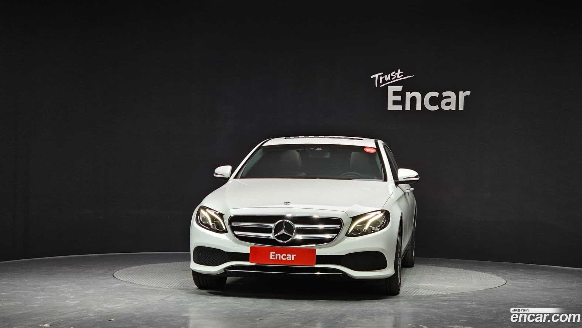 E-Class Mercedes-Benz 2019.5-OUTER-003