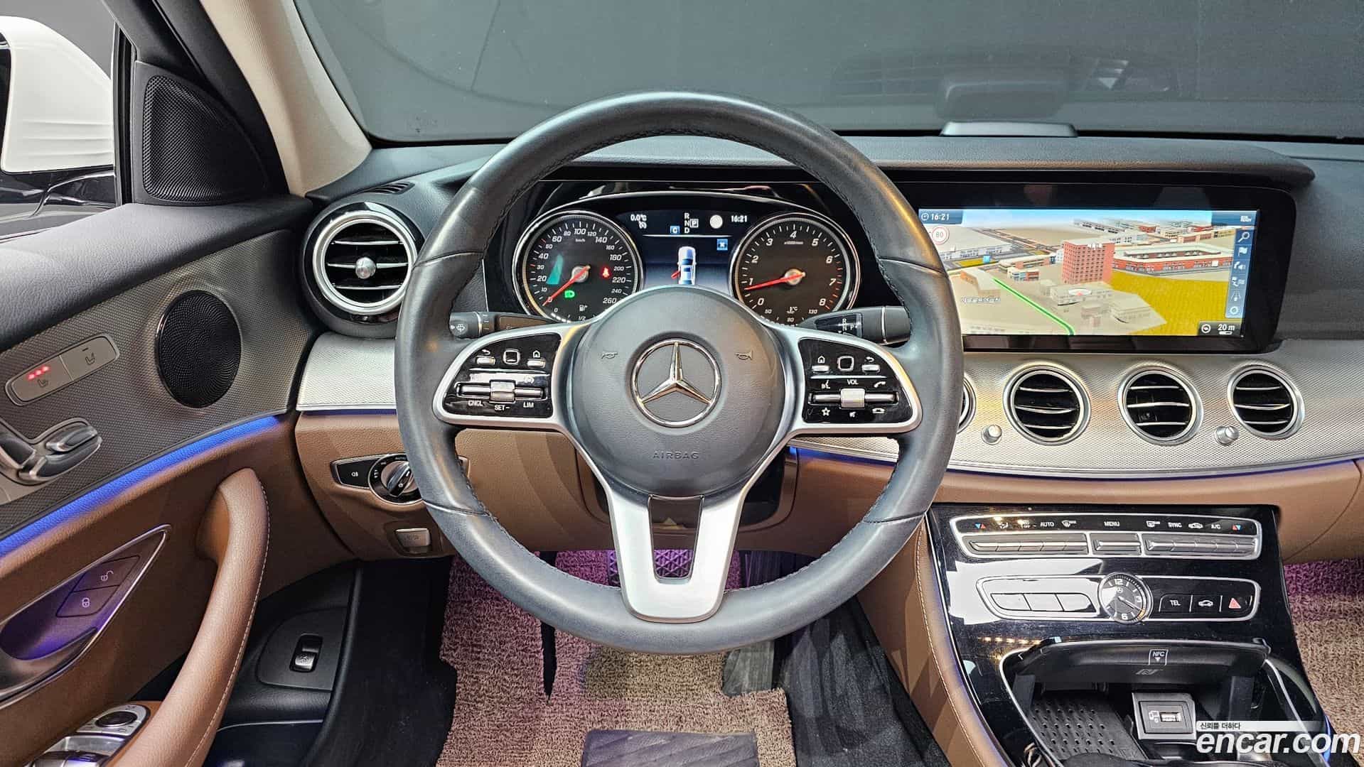 E-Class Mercedes-Benz 2019.5-OPTION-017