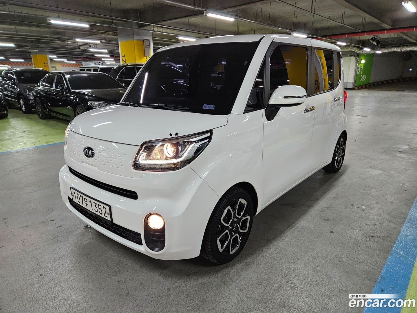 Main__Slider__Photo:RAY Kia 2018.11-0