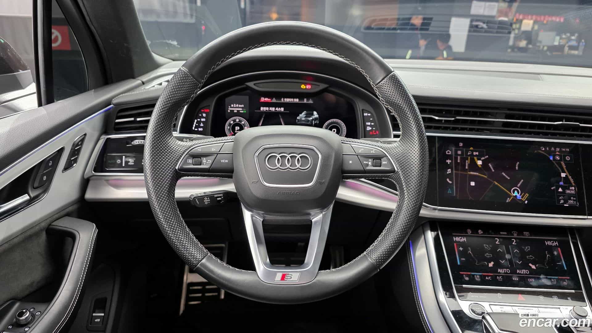 Q7 Audi 2021.0-OPTION-017