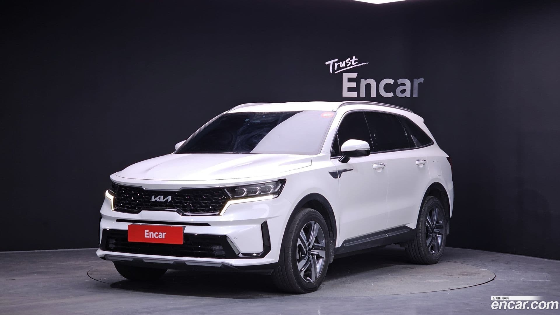 Main__Slider__Photo:Sorento Kia 2022.0-0