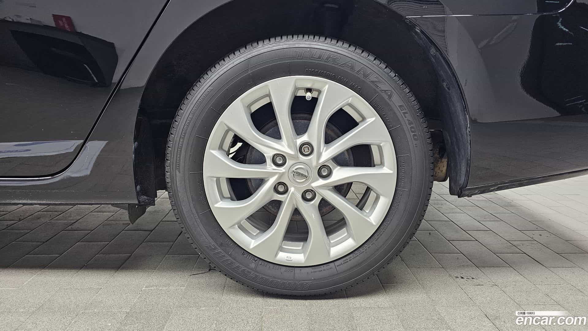 Sentra Nissan 2018.11-OUTER-005