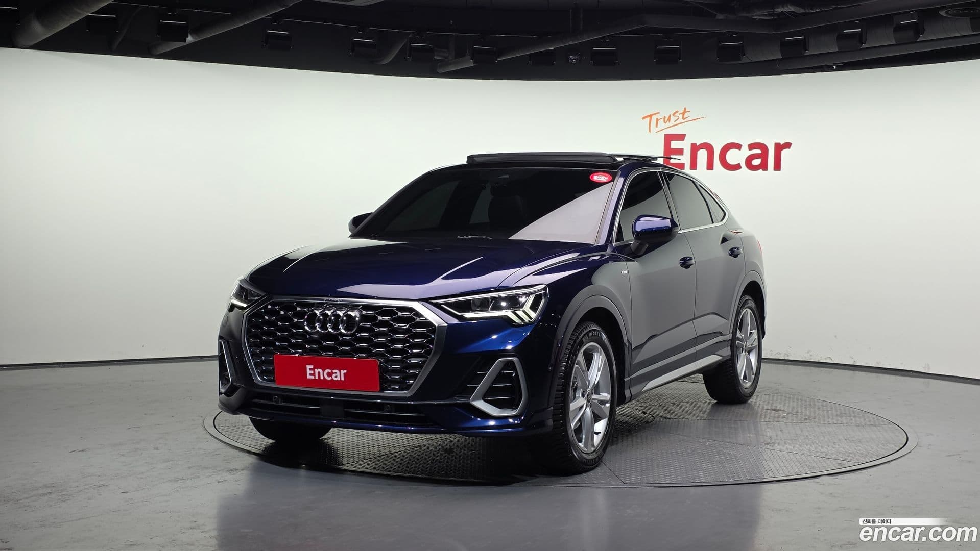 Main__Slider__Photo:Q3 Audi 2022.7-0