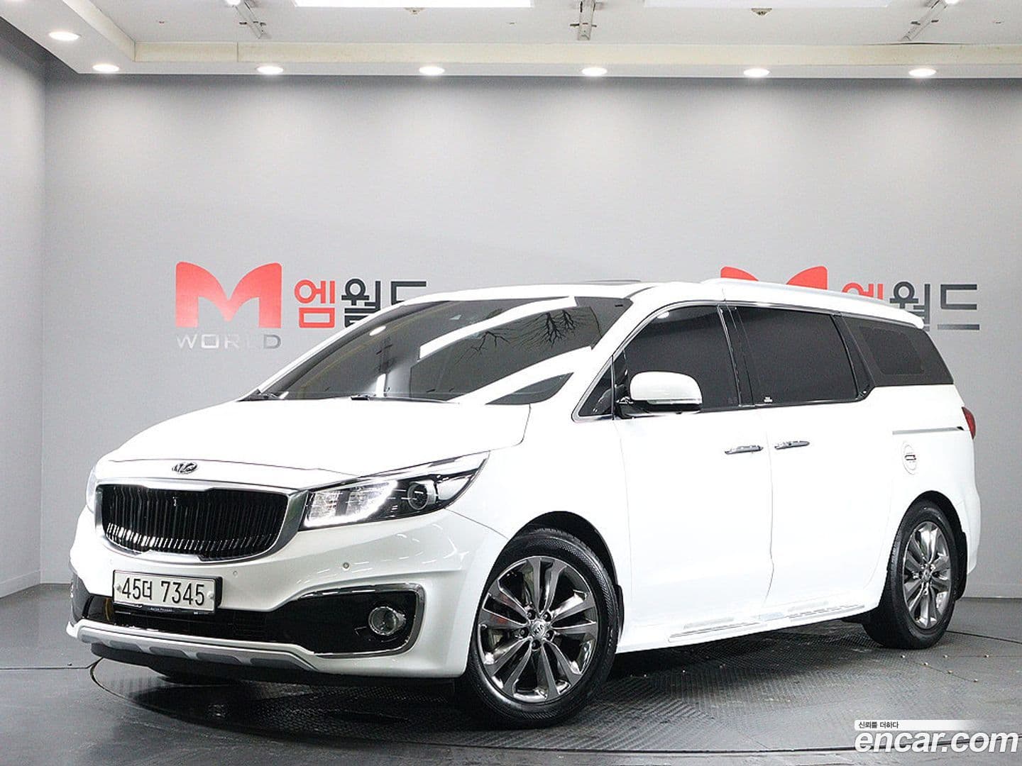 Main__Slider__Photo:Canival Kia 2018.1-0
