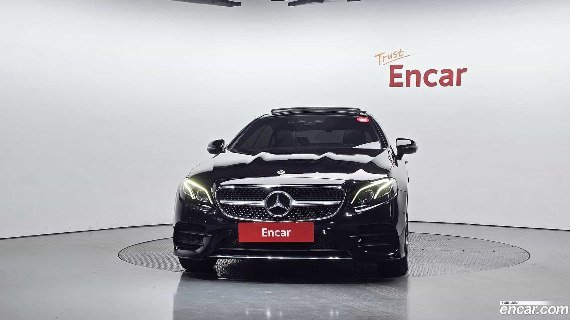 E-Class Mercedes-Benz 2019.6-OUTER-003