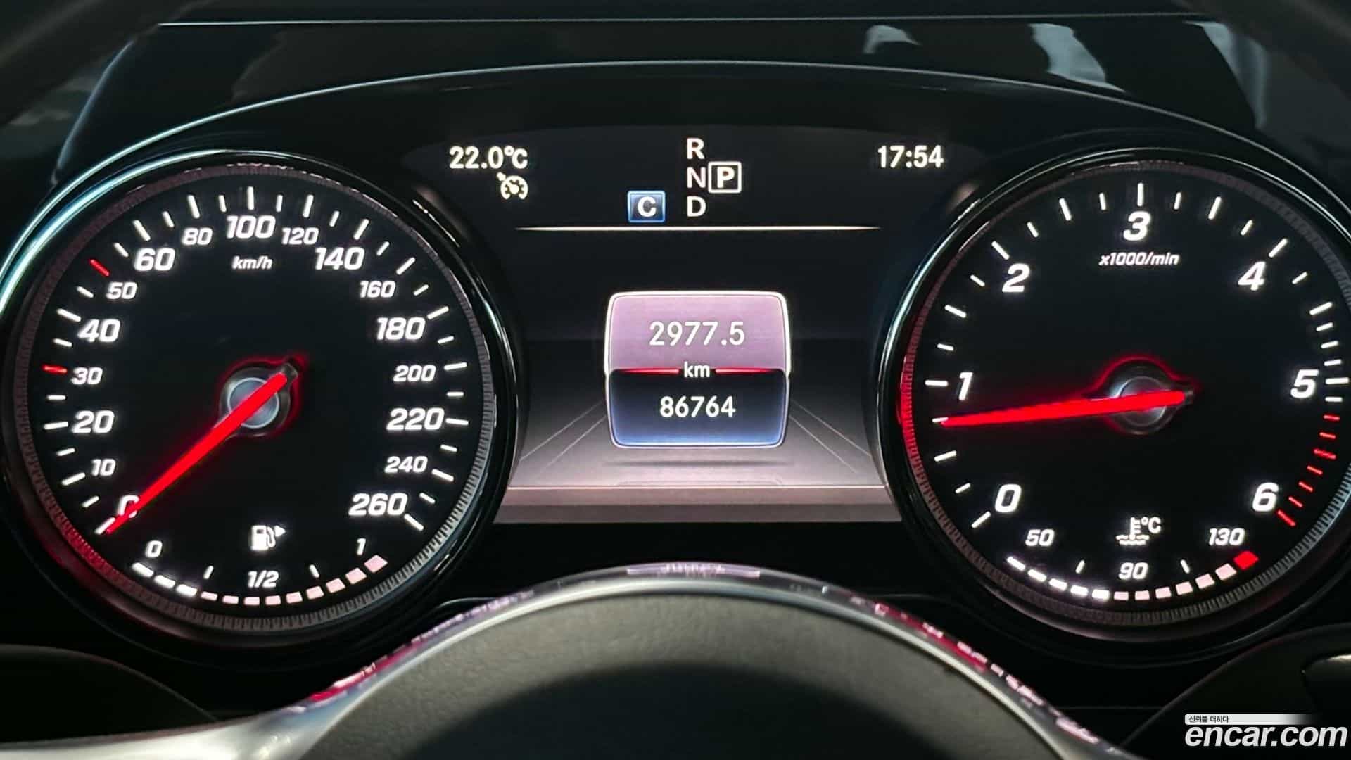 E-Class Mercedes-Benz 2019.6-INNER-008