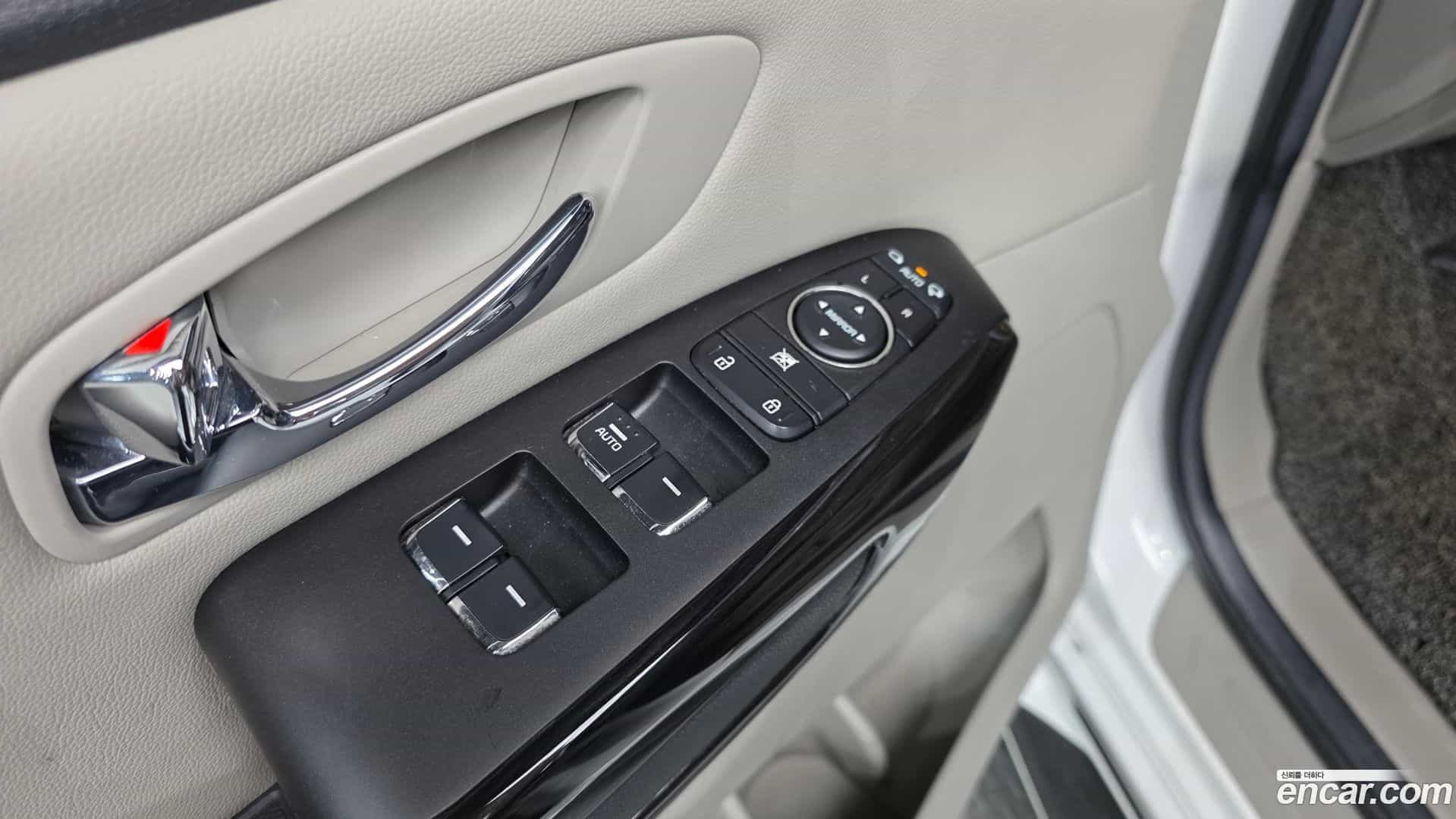 Canival Kia 2020.3-OPTION-016