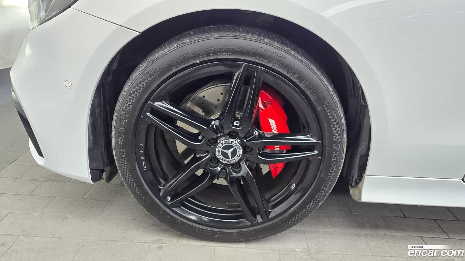 E-Class Mercedes-Benz 2017.9-OUTER-005