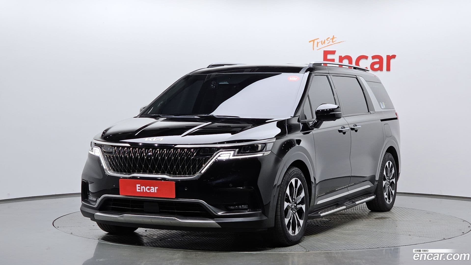Main__Slider__Photo:Canival Kia 2021.10-0