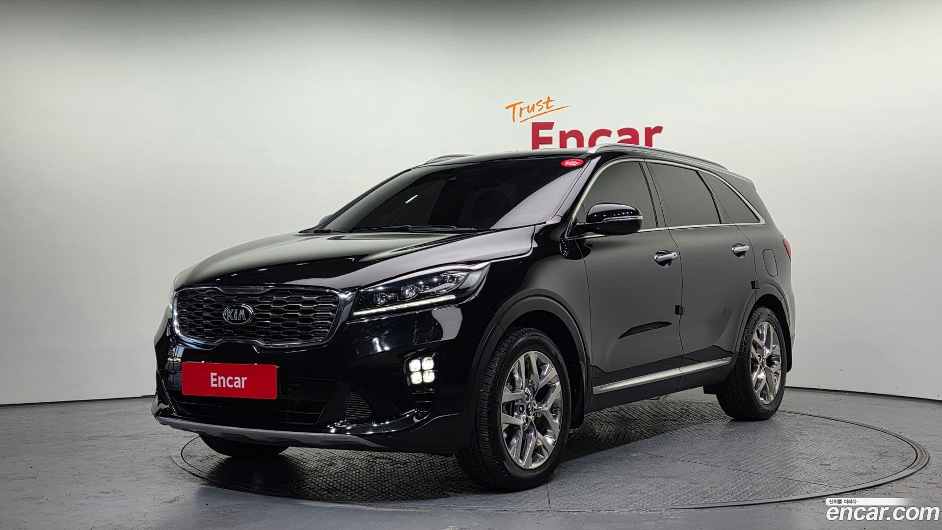 Main__Slider__Photo:Sorento Kia 2019.6-0