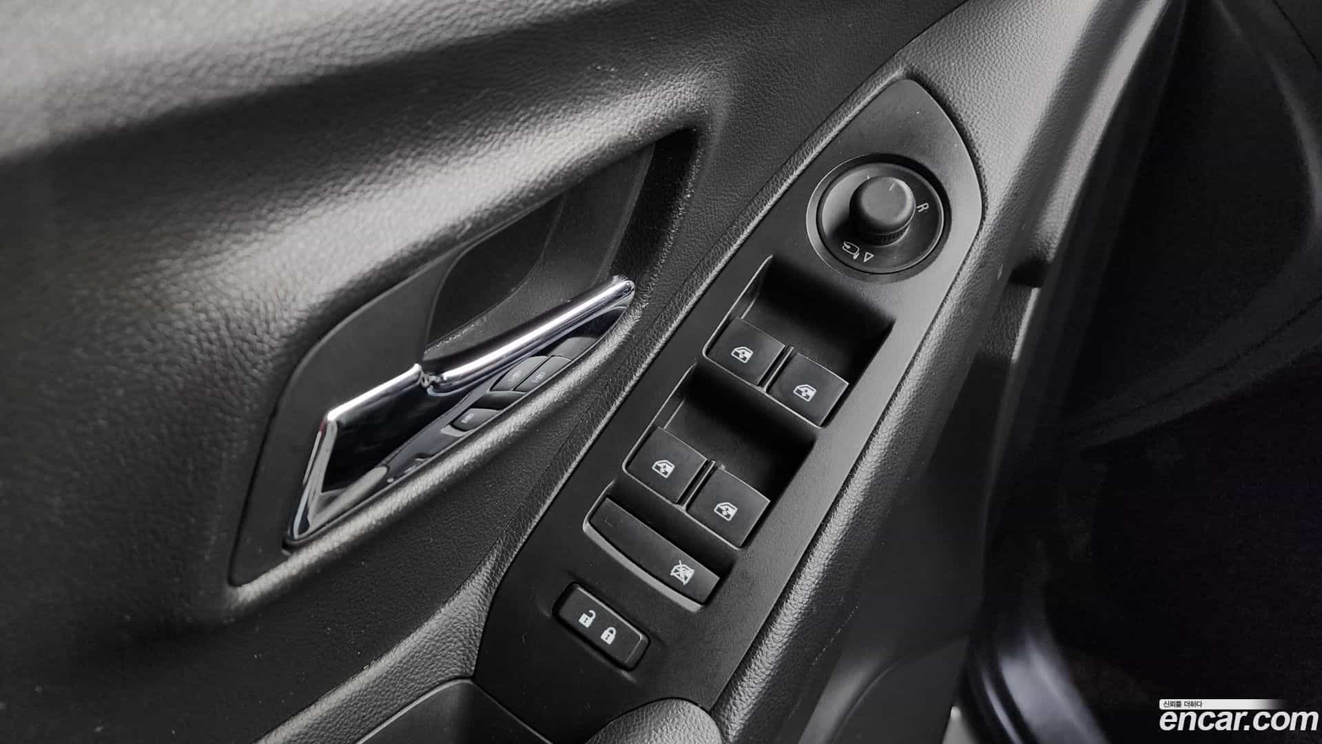 Trax Chevrolet 2019.3-OPTION-018