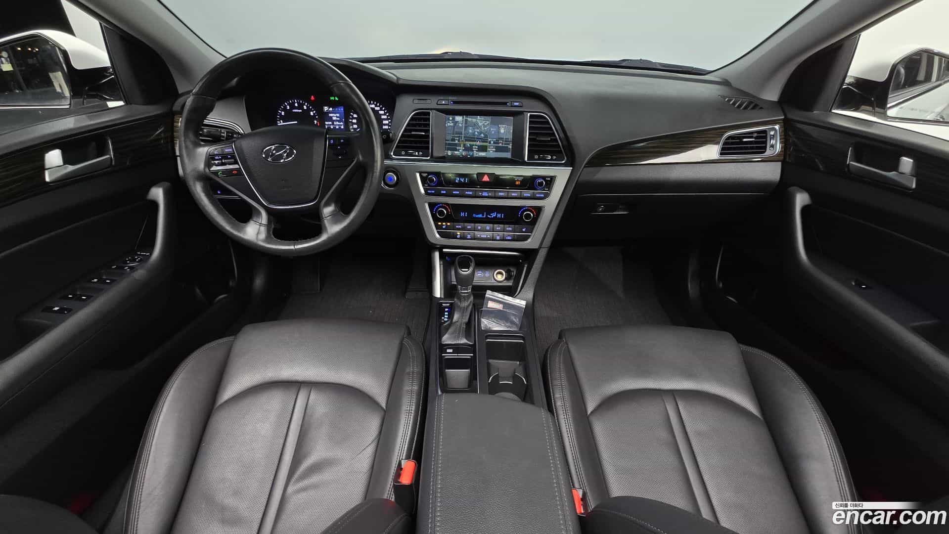 Sonata Hyundai 2015.10-INNER-007