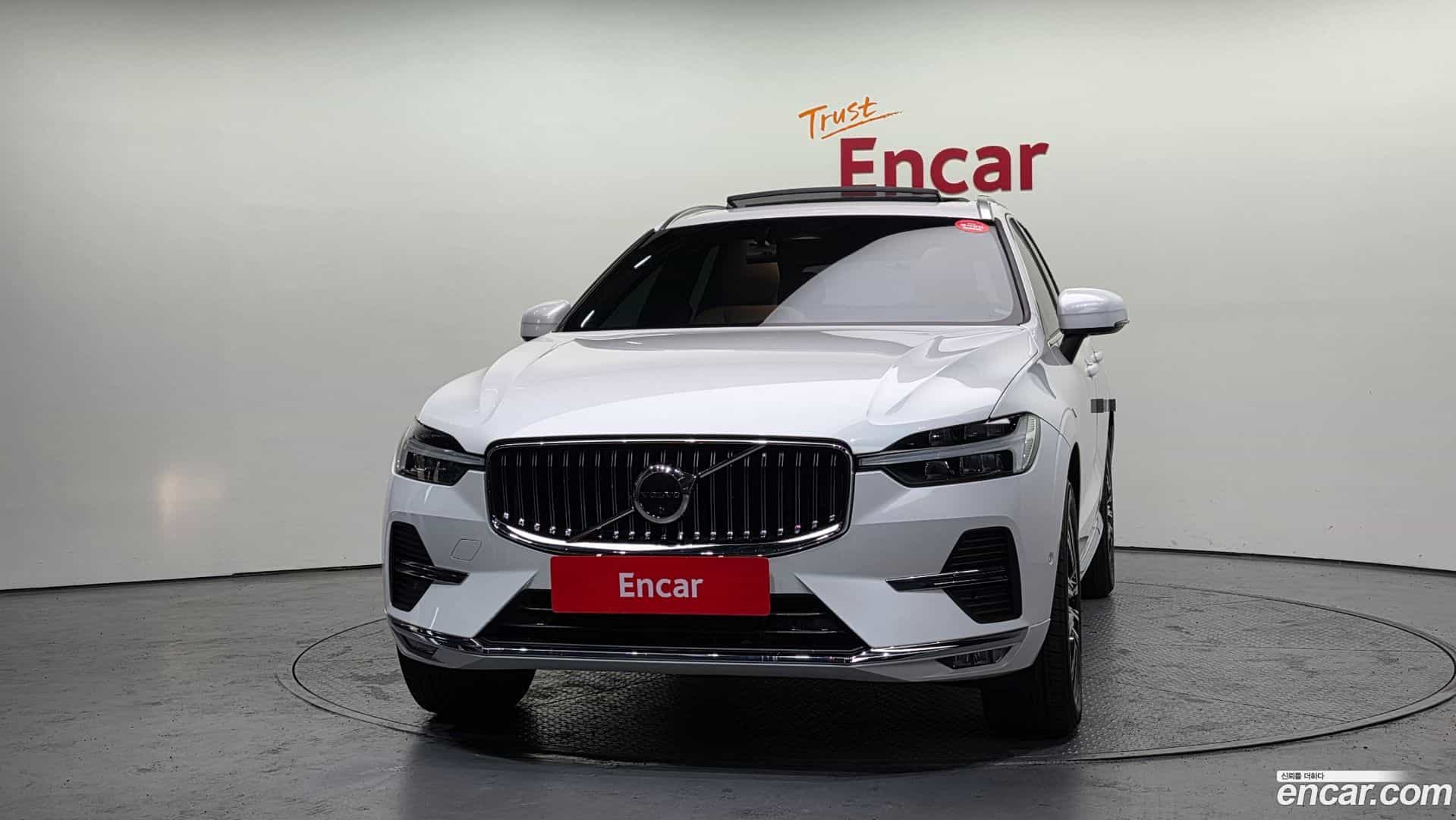XC60 Volvo 2022.0-OUTER-003