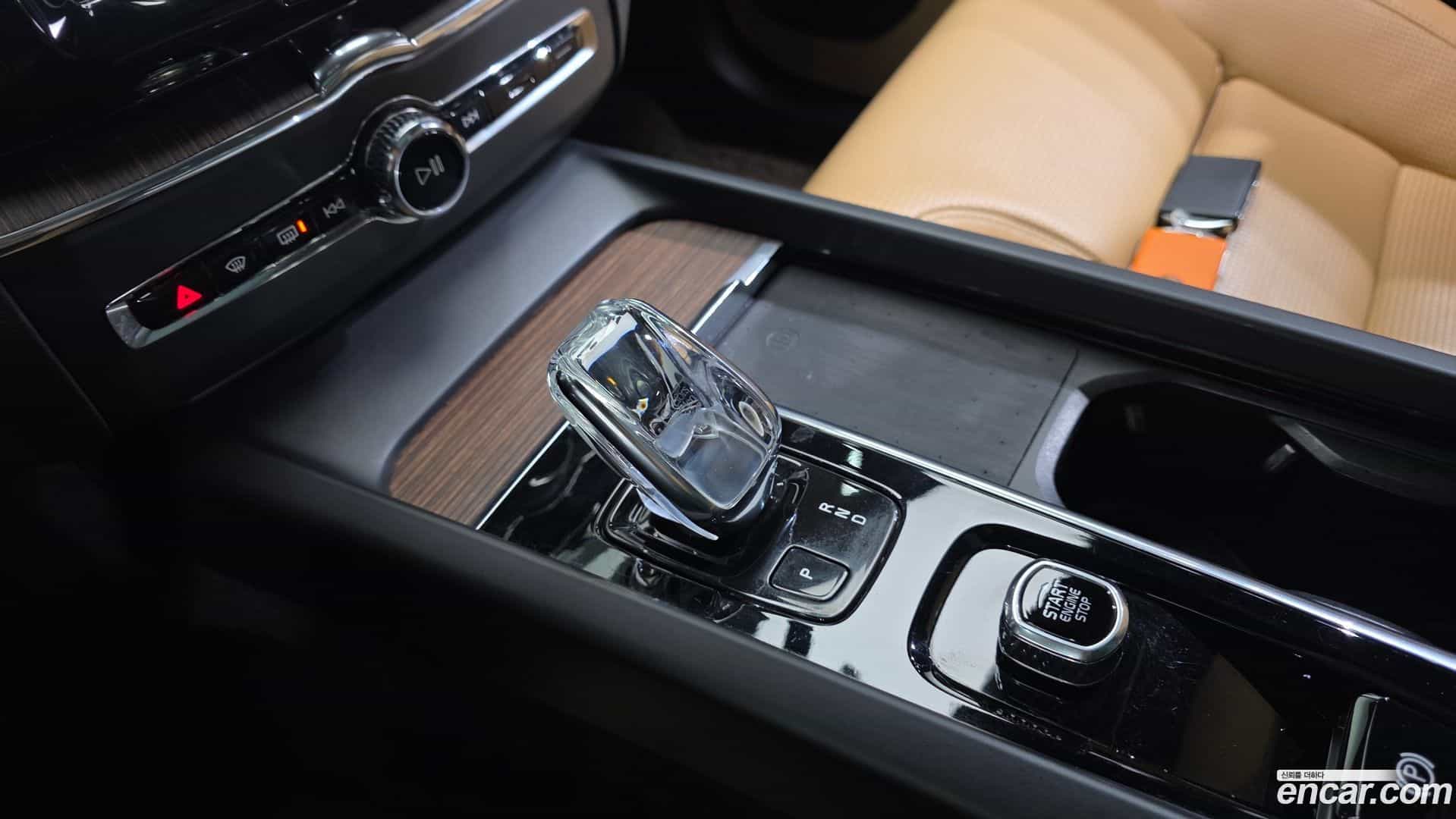 XC60 Volvo 2022.0-INNER-009