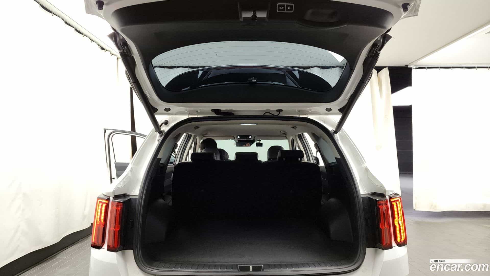 Sorento Kia 2022.6-OPTION-024