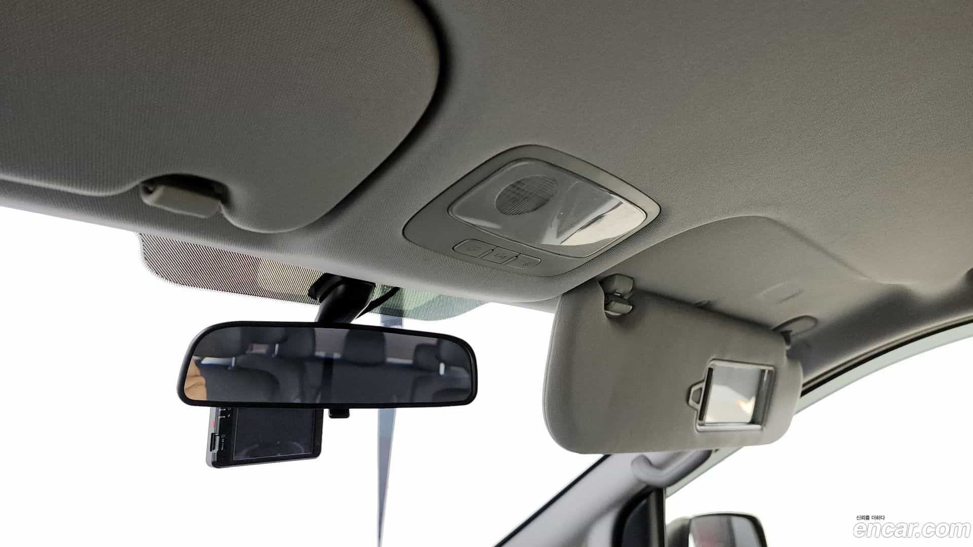 Starex Hyundai 2018.7-OPTION-021