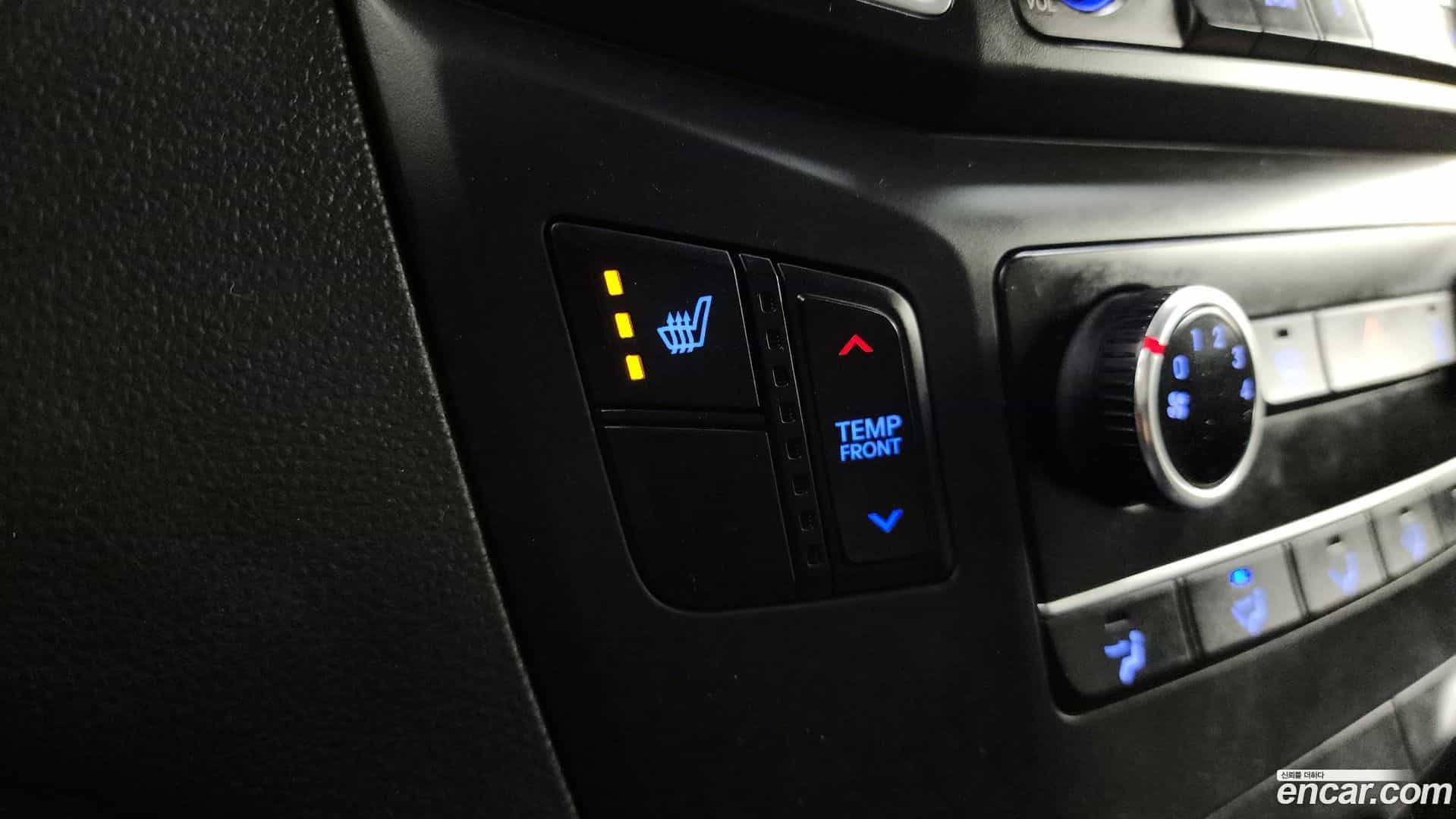 Starex Hyundai 2018.7-OPTION-023