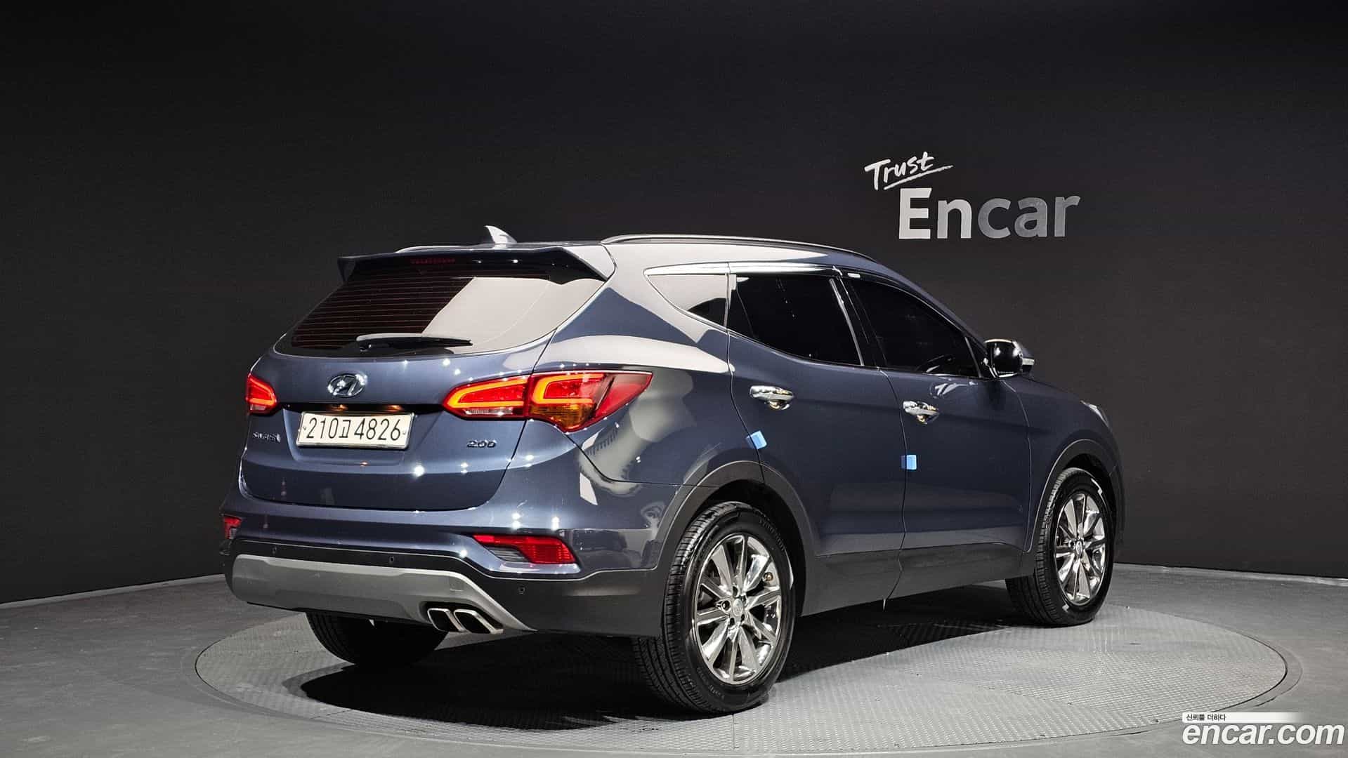 Santafe Hyundai 2017.9-OUTER-002