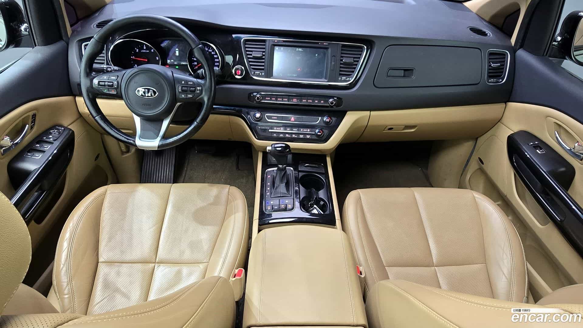 Canival Kia 2015.10-INNER-007
