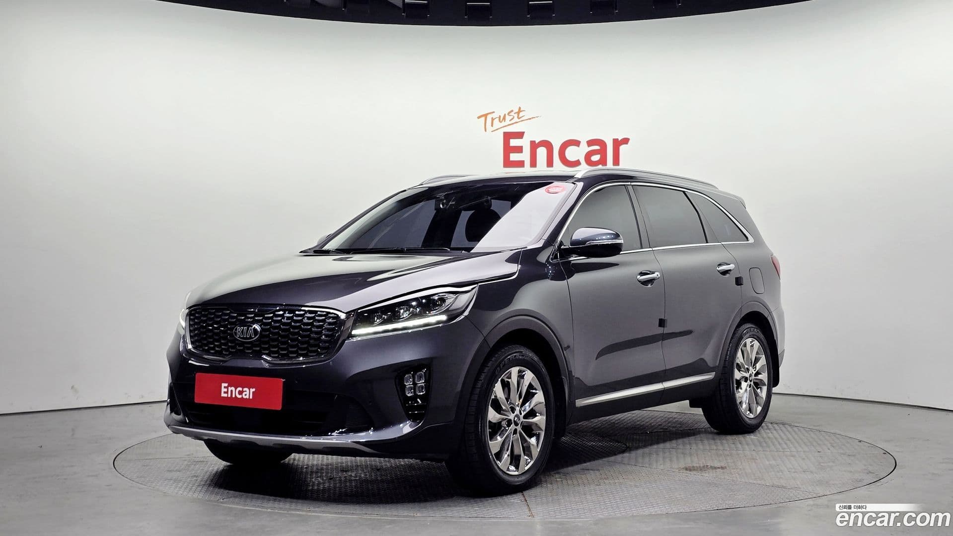 Main__Slider__Photo:Sorento Kia 2019.2-0