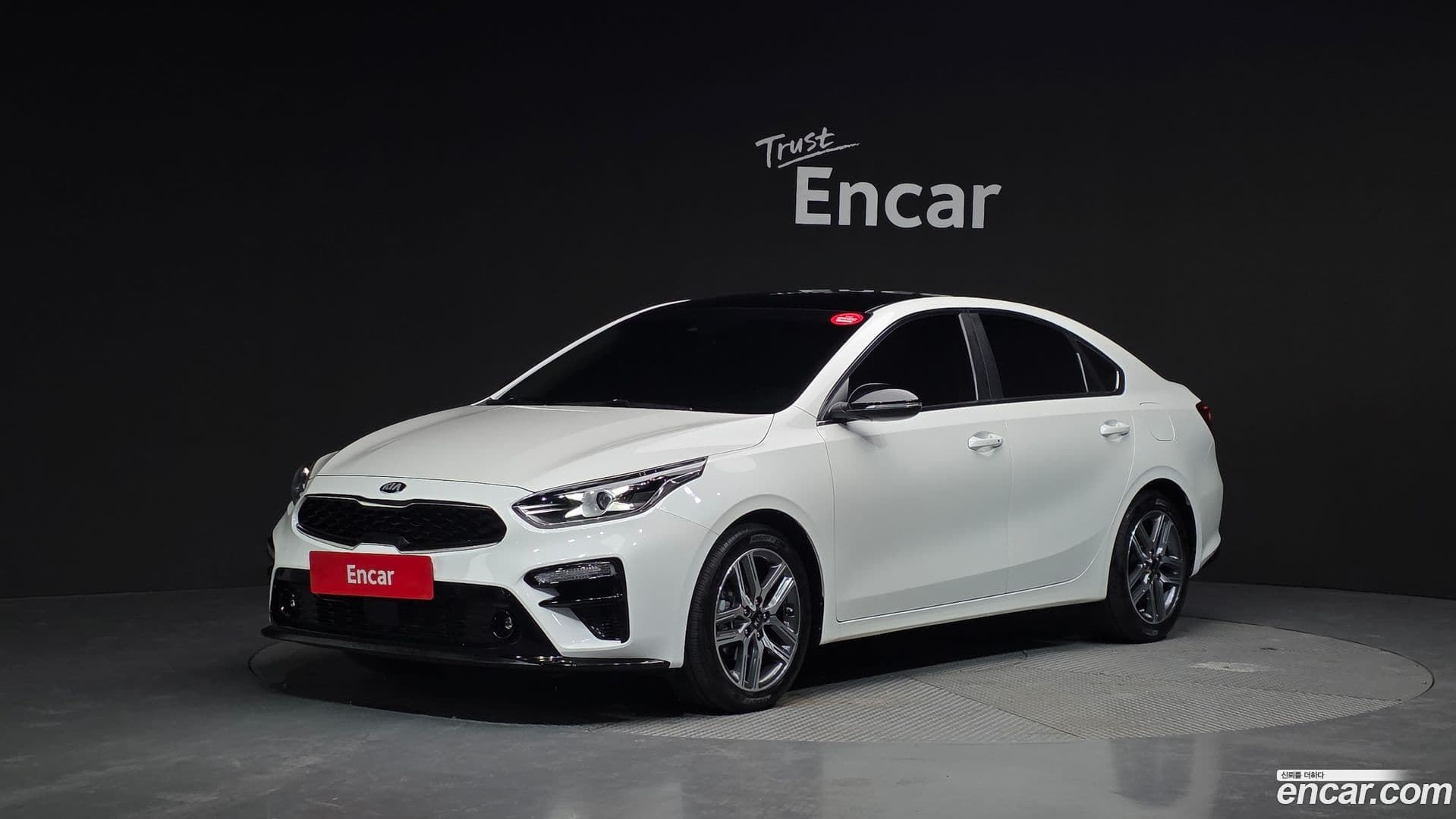 Main__Slider__Photo:K3 Kia 2019.3-0