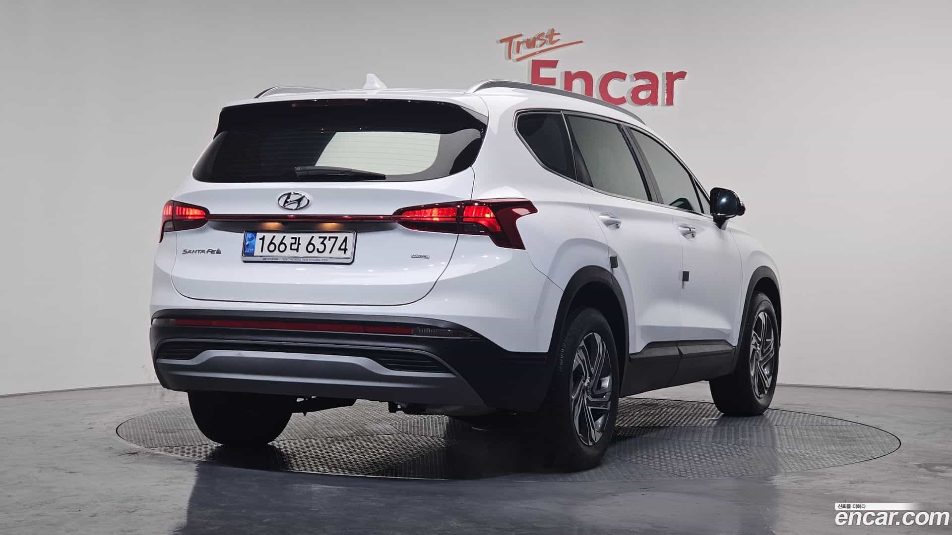 Santafe Hyundai 2021.1-OUTER-002