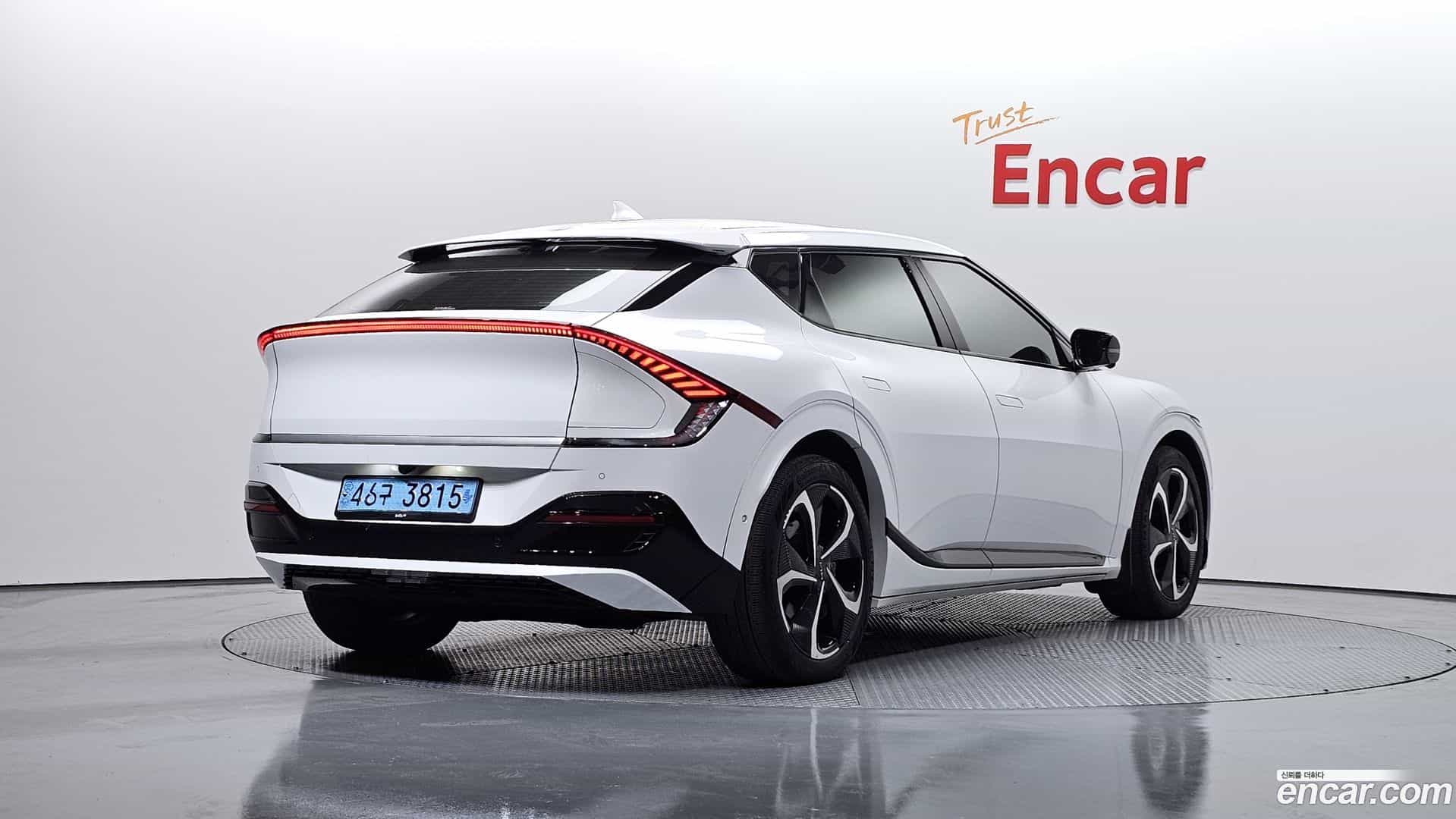 EV6 Kia 2023.2-OUTER-002