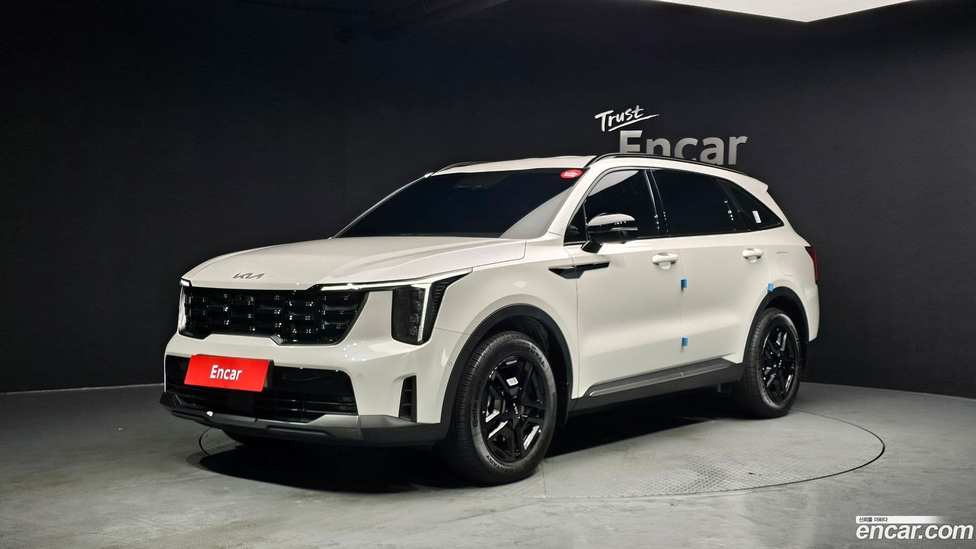 Main__Slider__Photo:Sorento Kia 2024.0-0