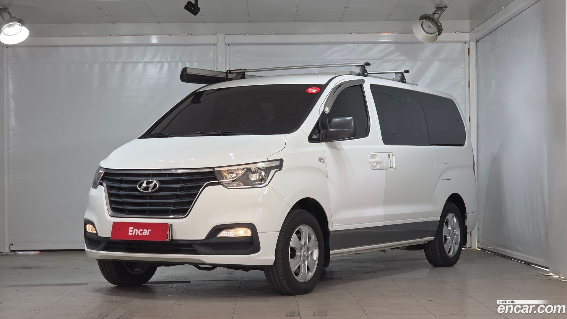 Main__Slider__Photo:Starex Hyundai 2019.0-0