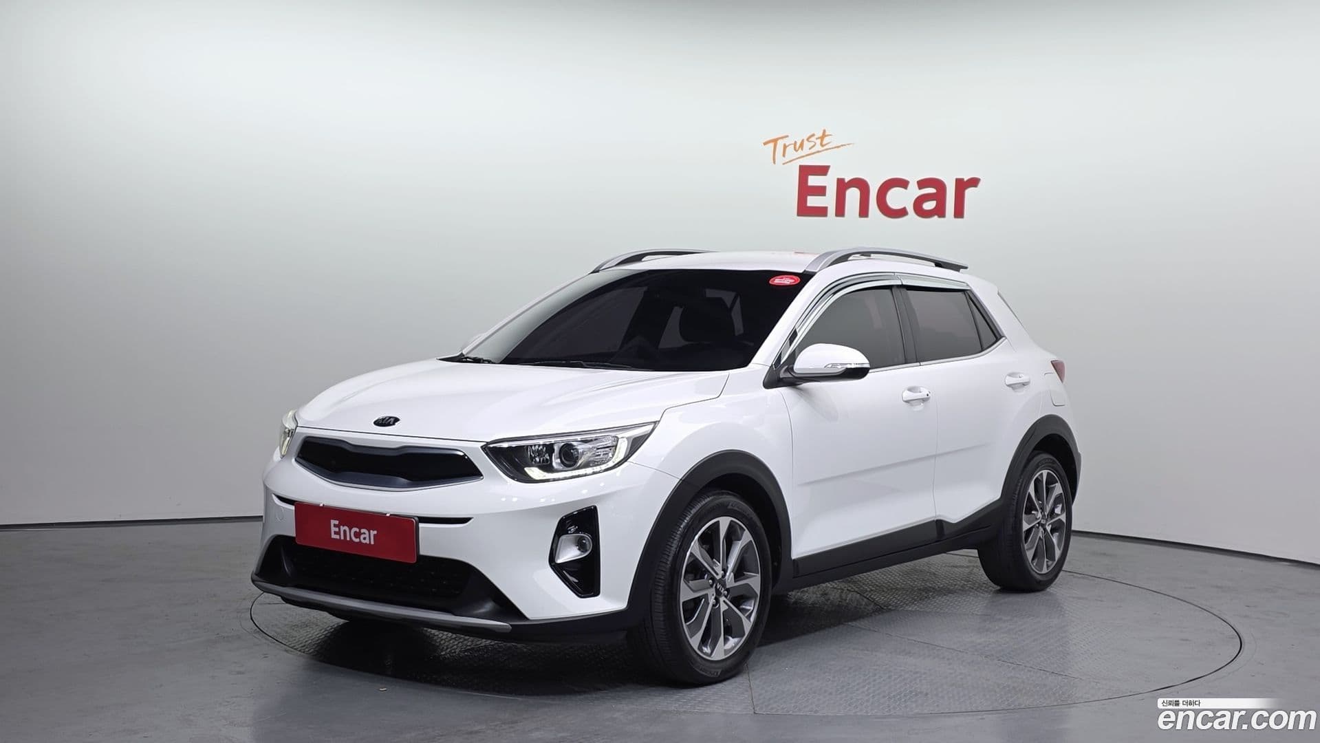 Main__Slider__Photo:Stonic Kia 2019.5-0